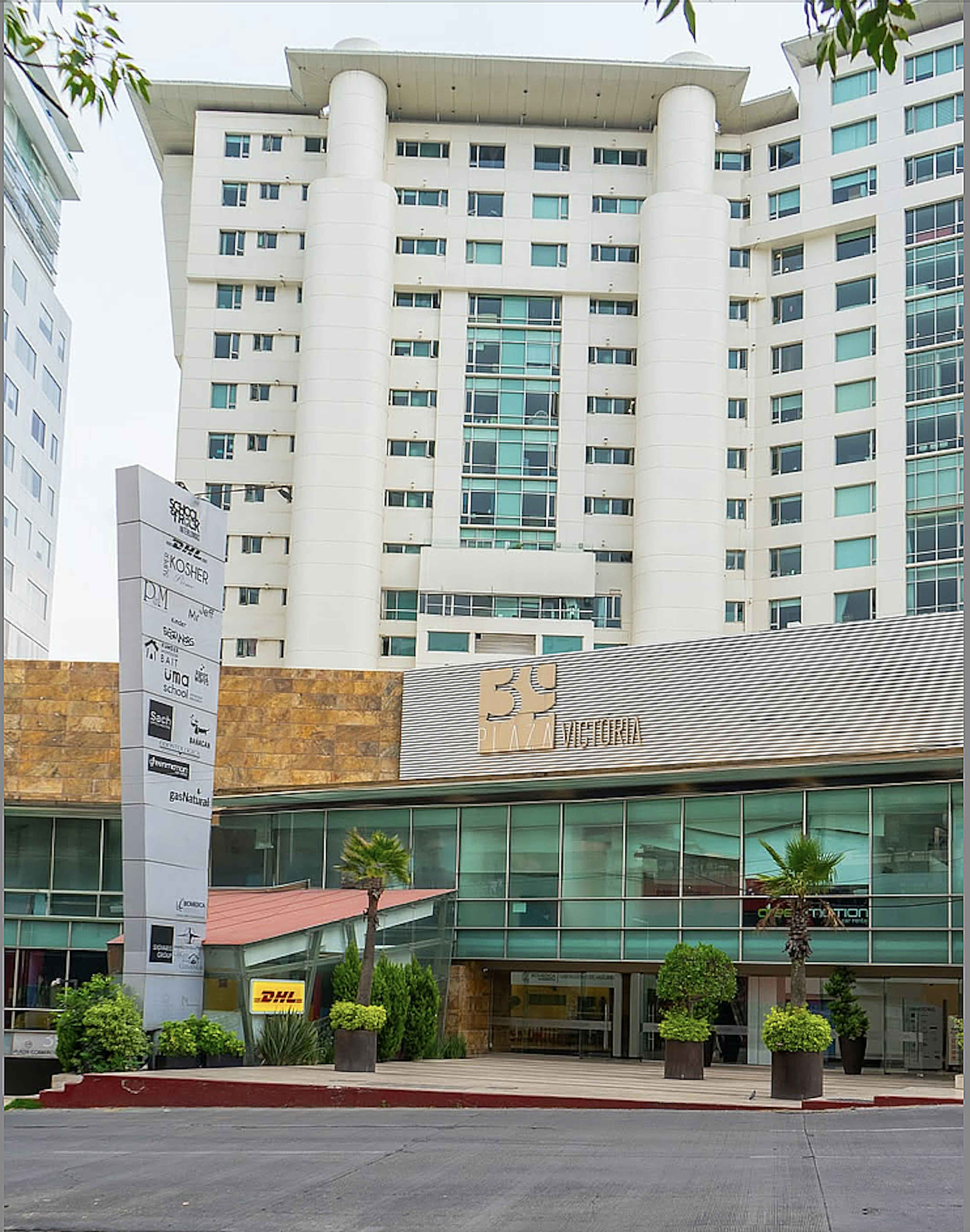 Avenida Jesús Del Monte S/n