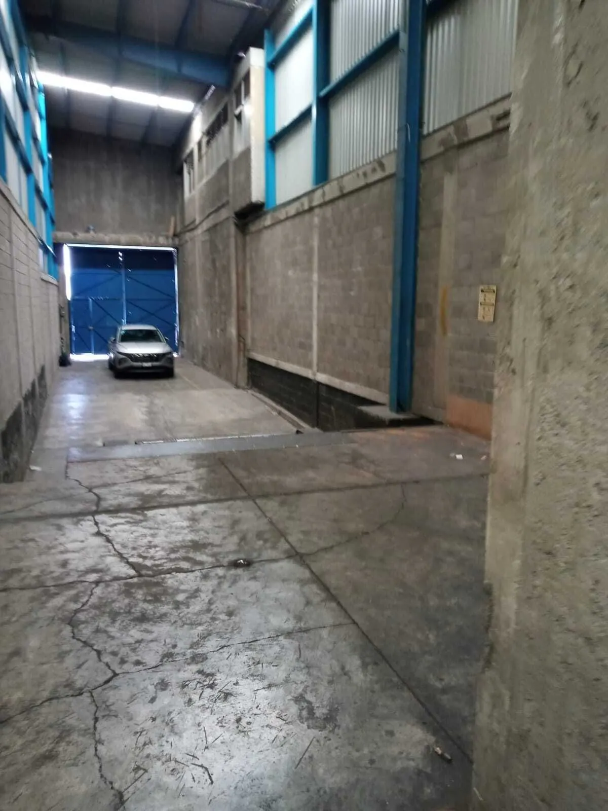 Local Comercial Spot2