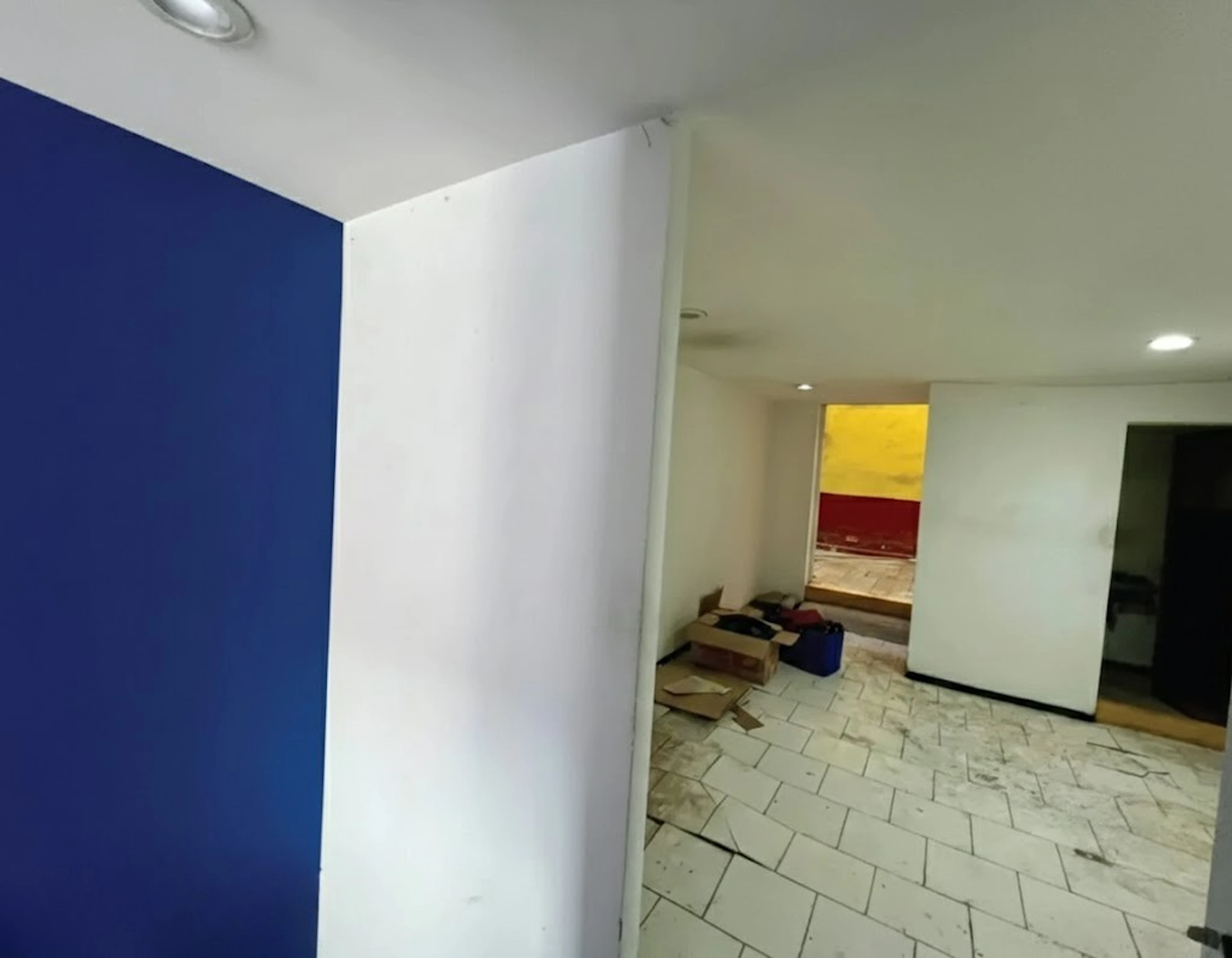 Local Comercial Spot2