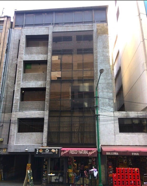 Local Comercial Spot2