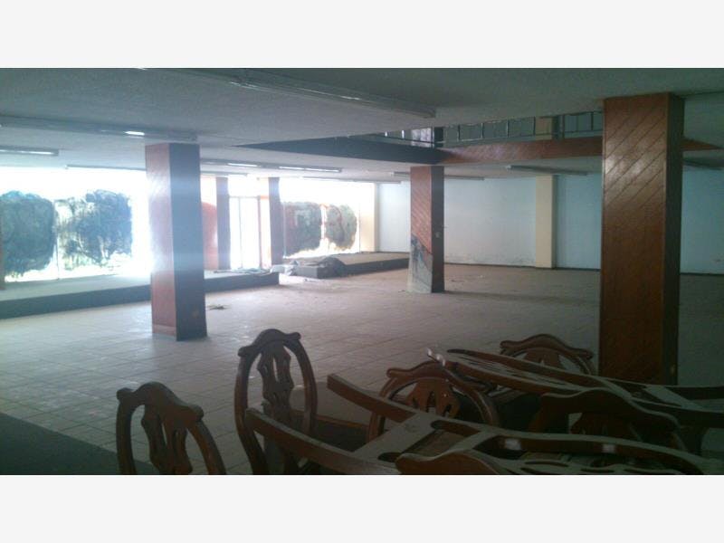 Local Comercial Spot2