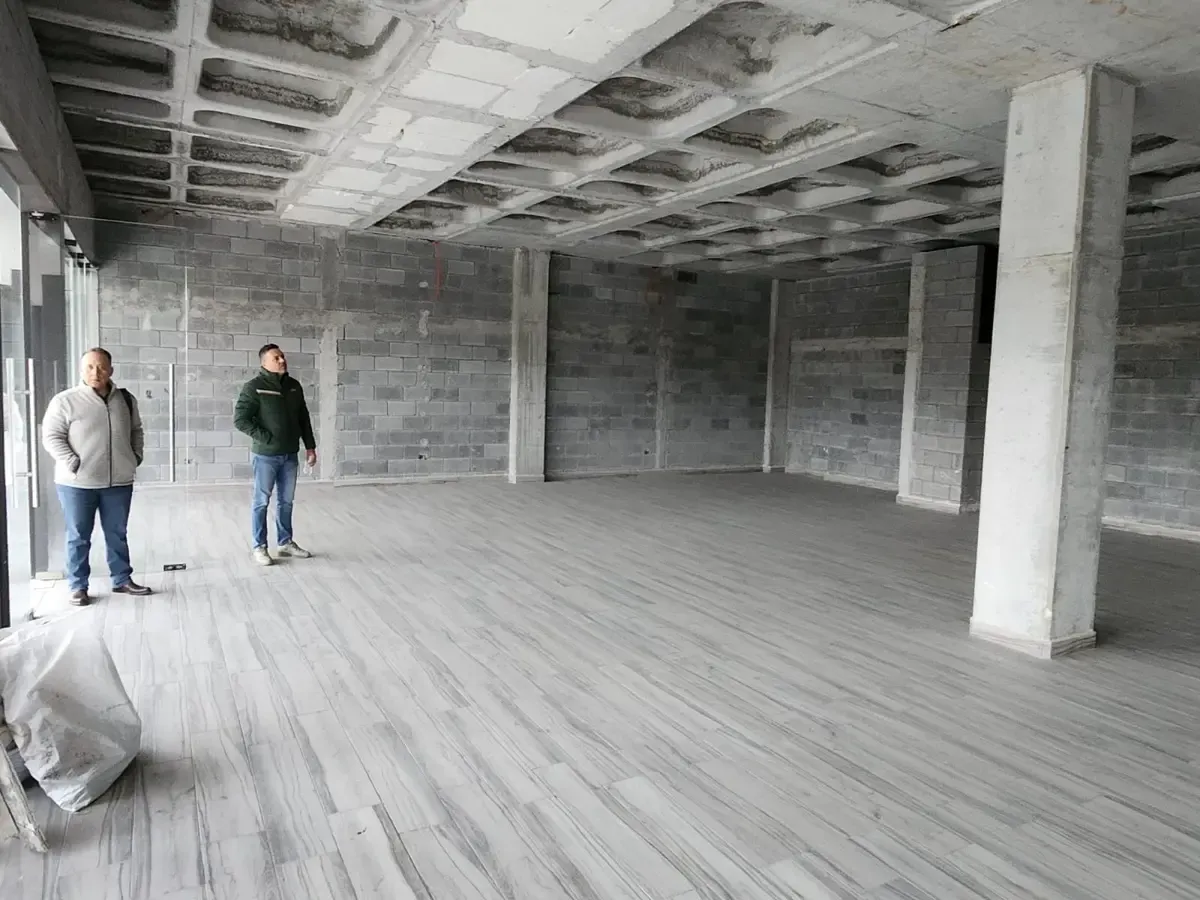 Local Comercial Spot2