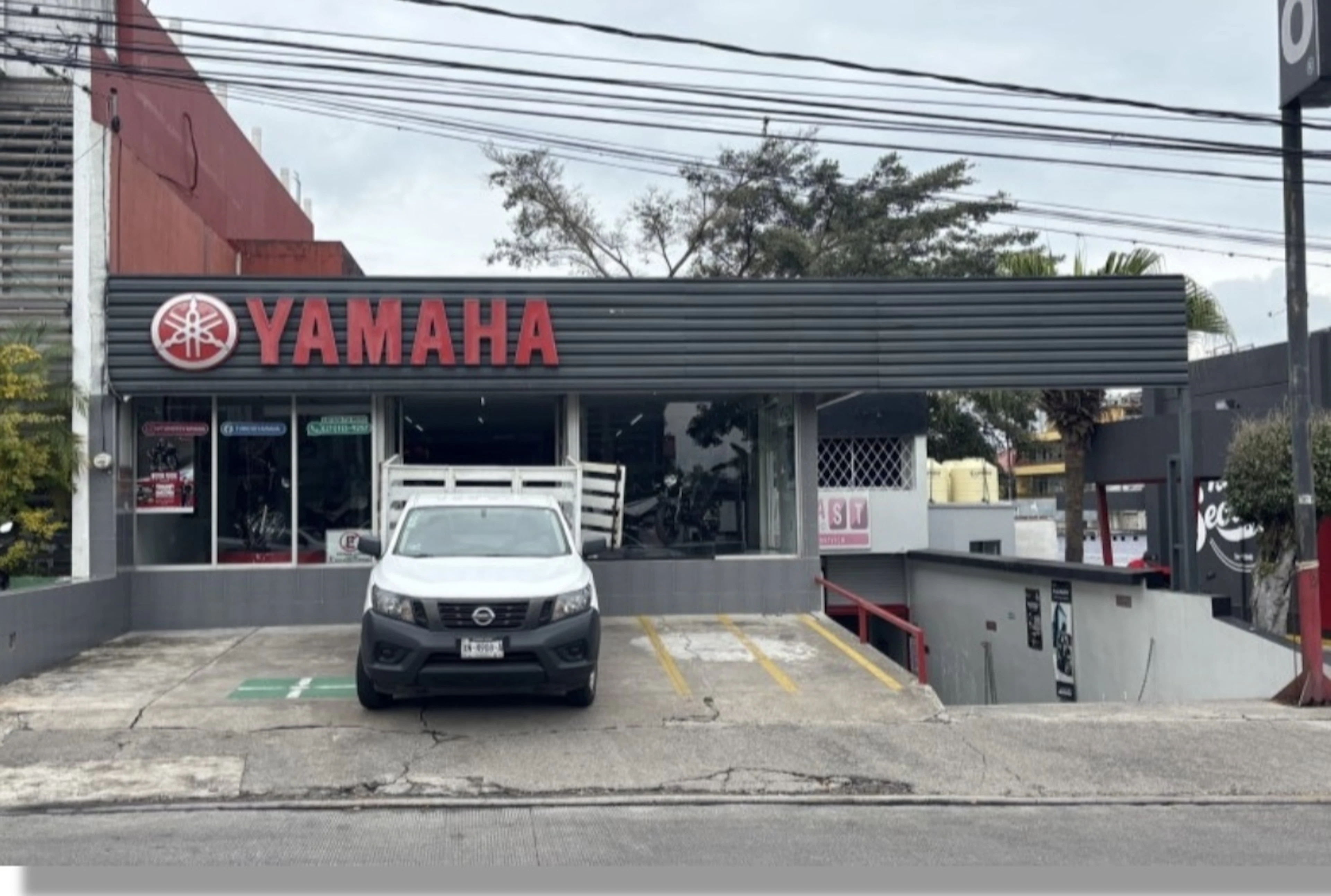 Local Comercial Spot2