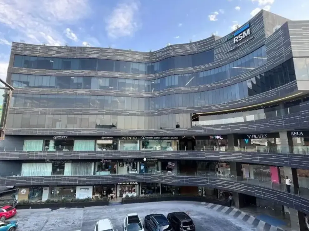 Local Comercial Spot2