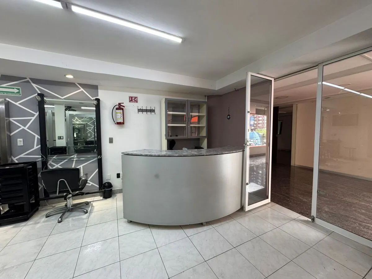 Local Comercial Spot2