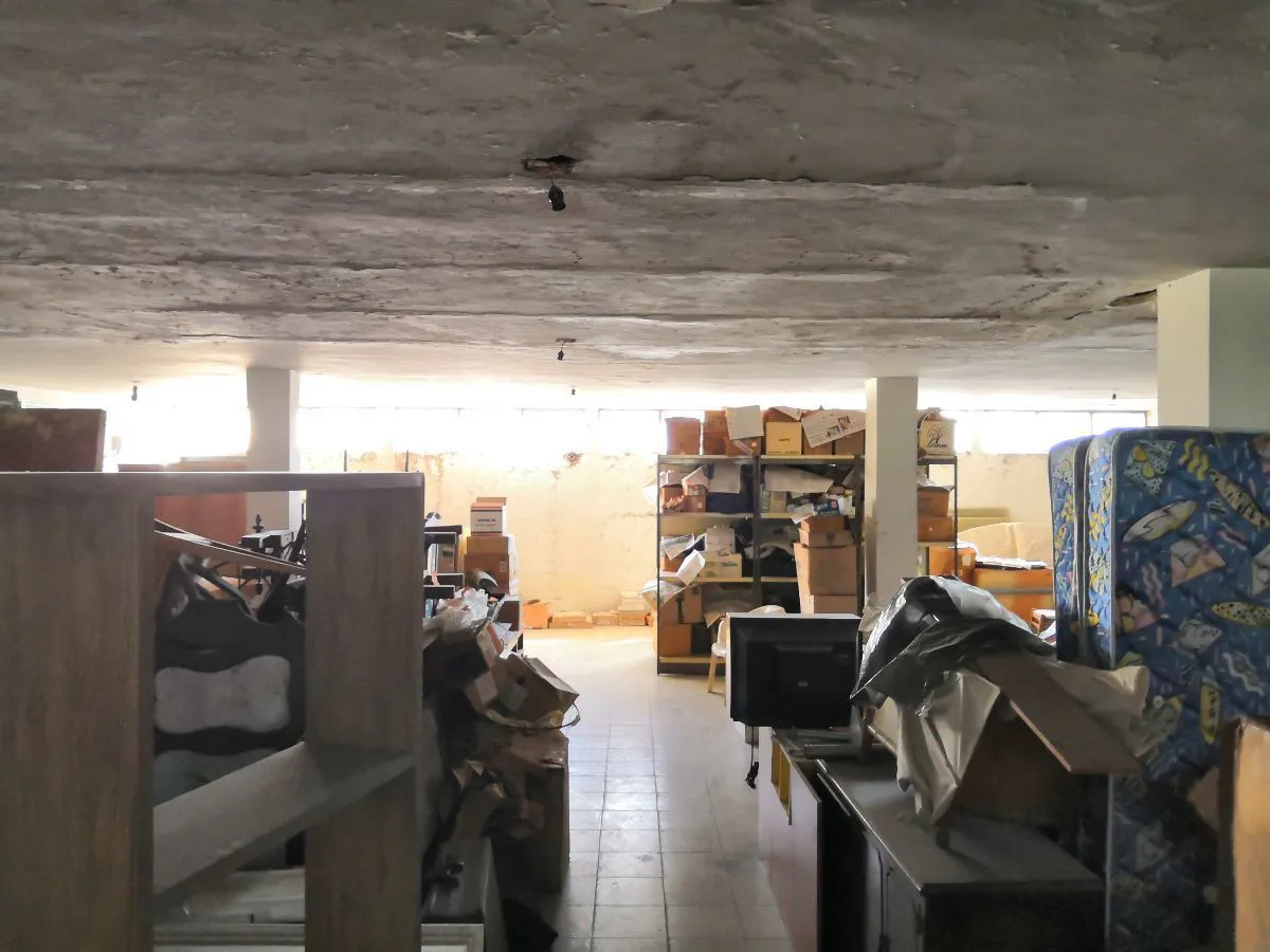 Local Comercial Spot2