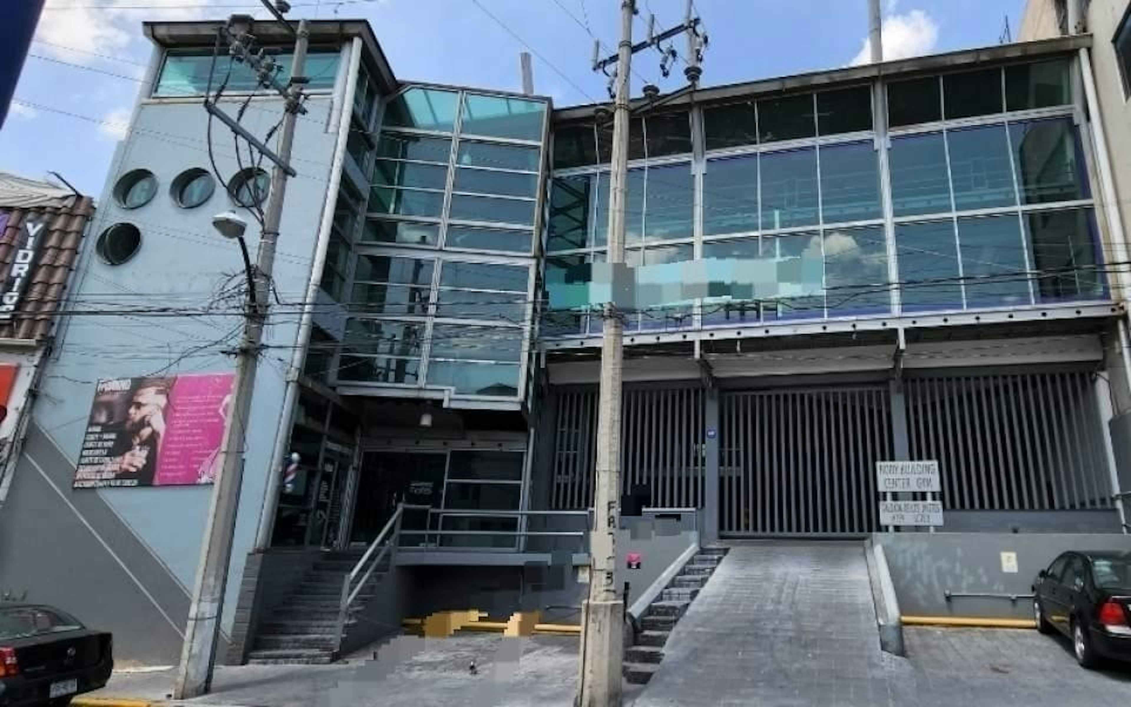 Local Comercial En Las Arboledas