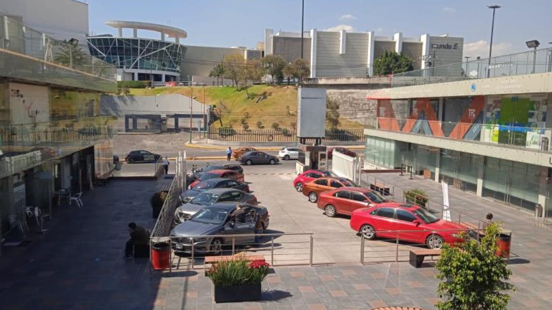 Local Comercial Spot2