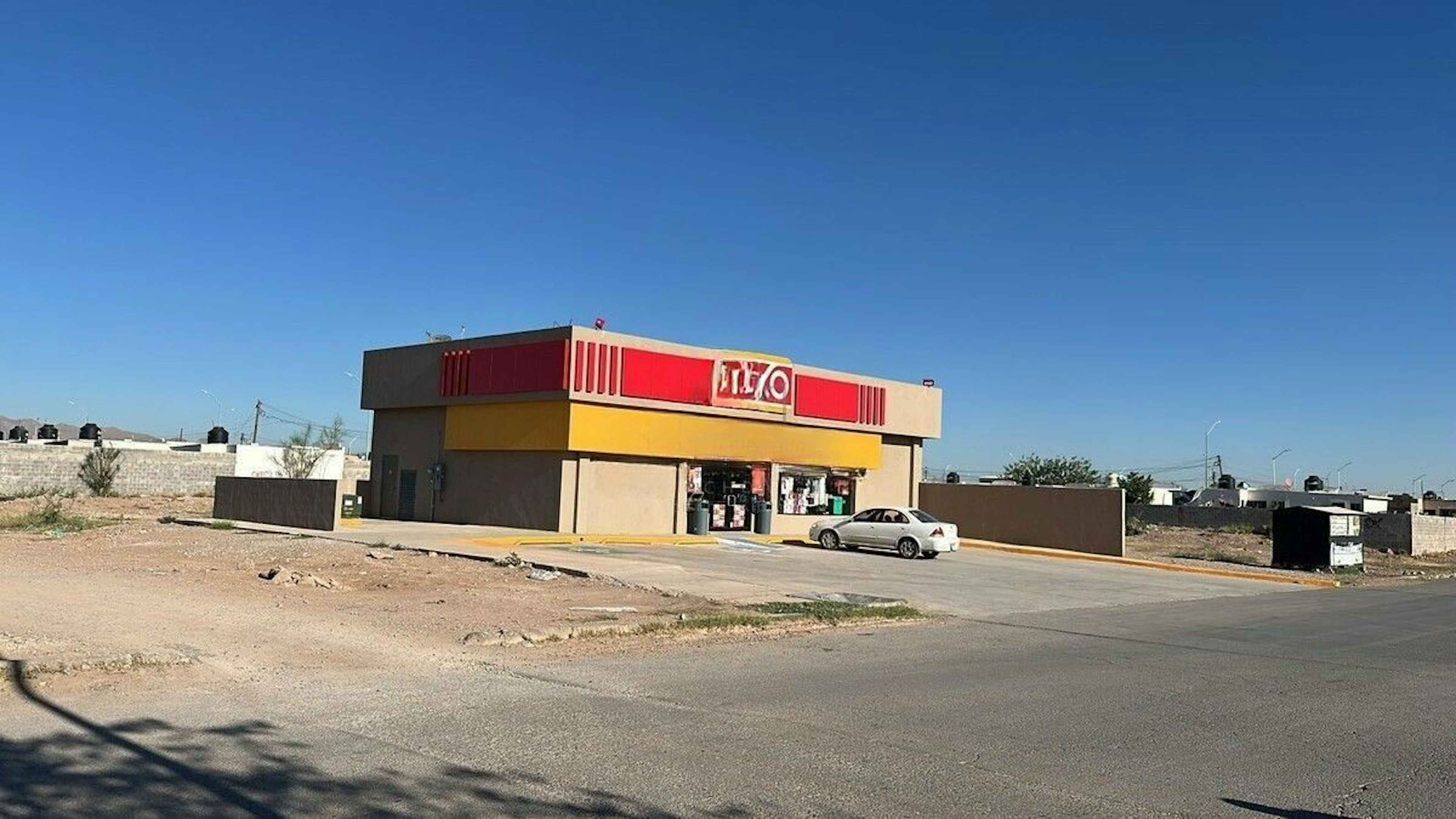 Real De Las Lilas 13857