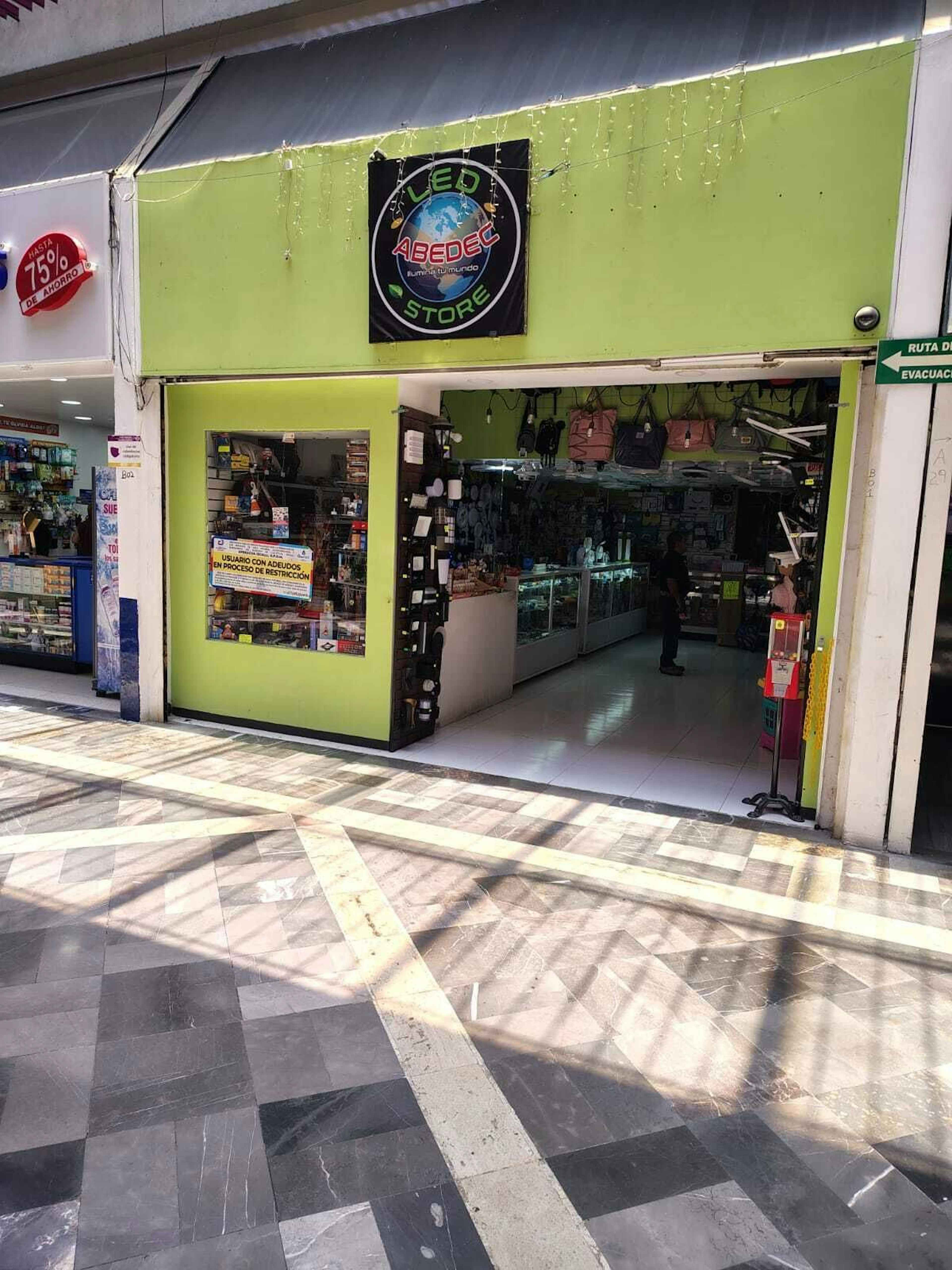 Avenida De Los Fresnos 29