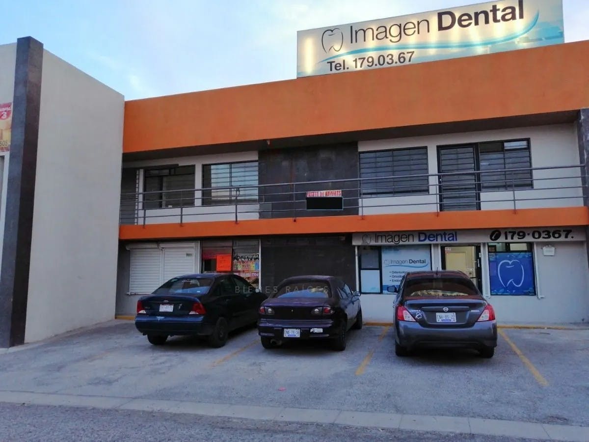 Local Comercial Spot2