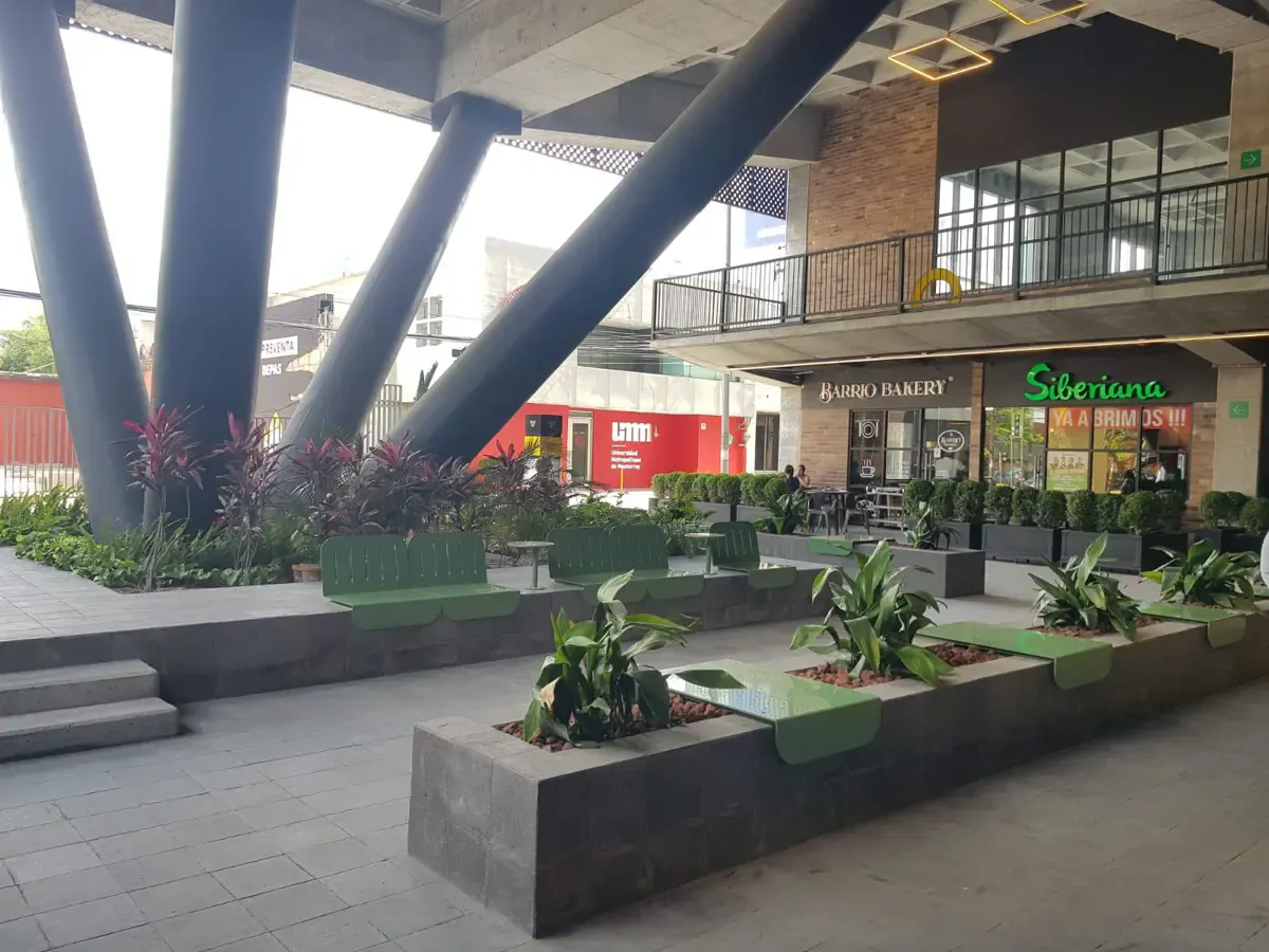 Local Comercial Spot2