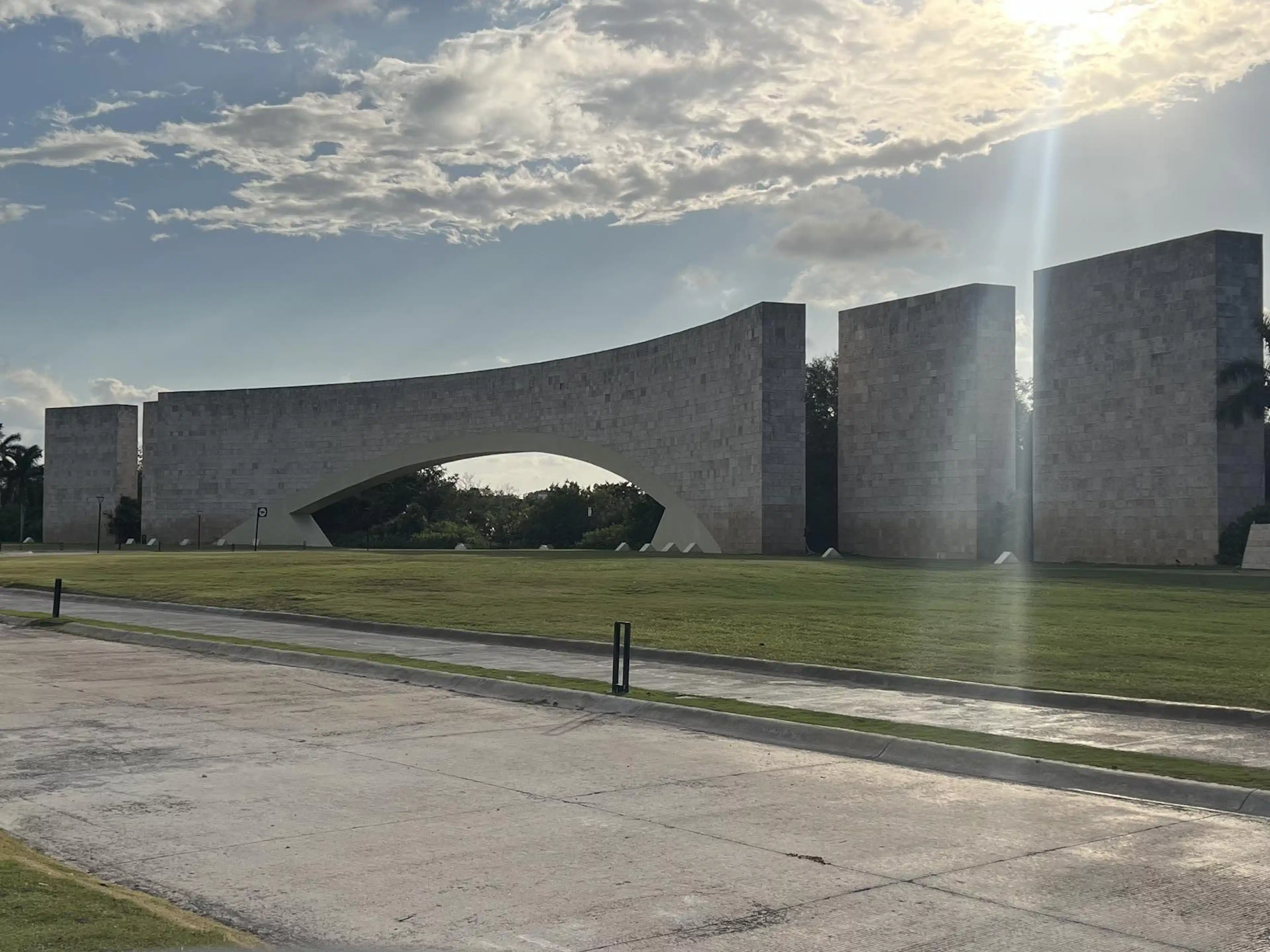 Lote Premium de 991 m2 en venta colindante campo de Golf PGA Tulum Country Club | Riviera Maya P4560
