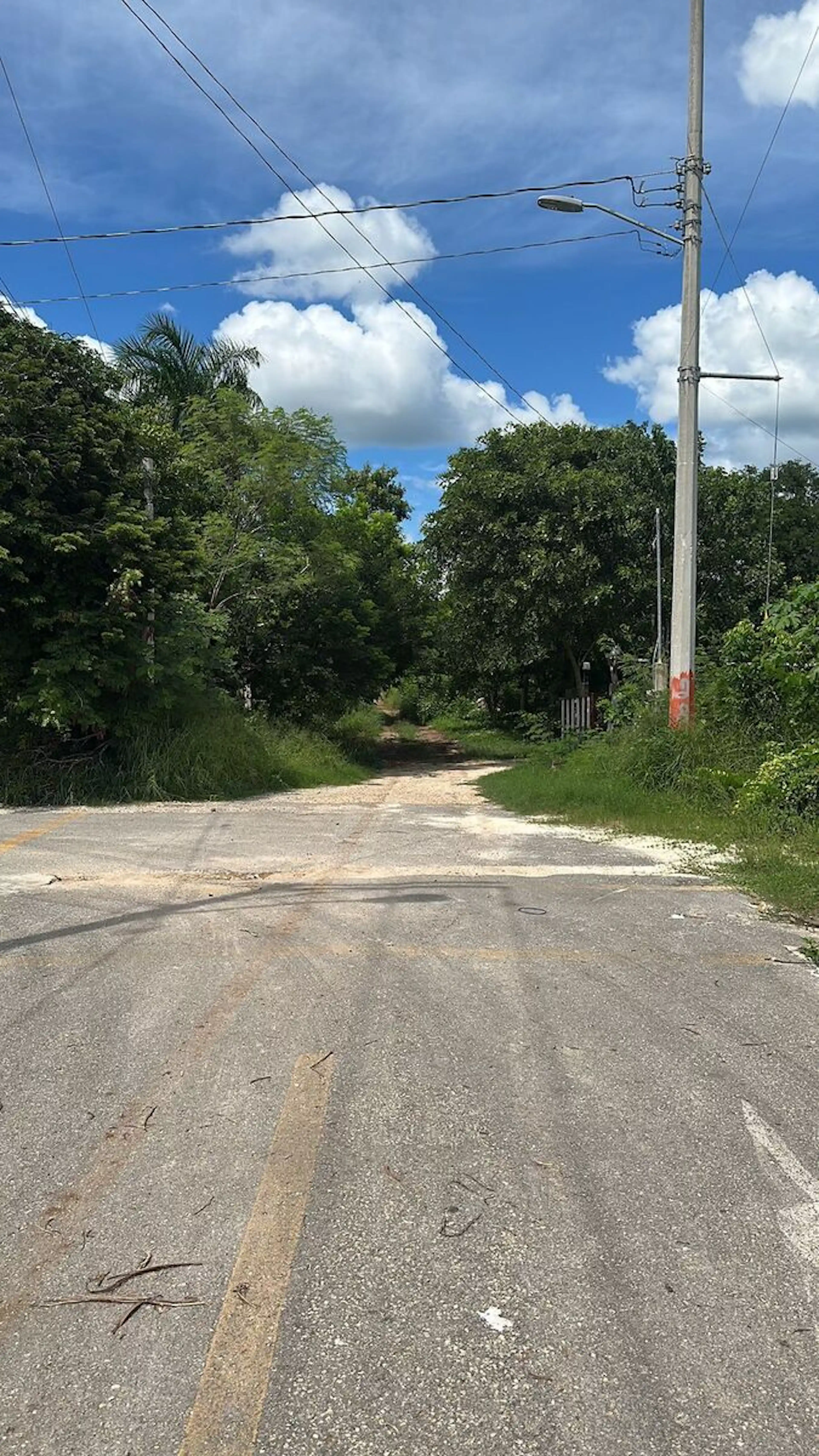 Terreno De 1,000 M2 En Venta En Chablekal
