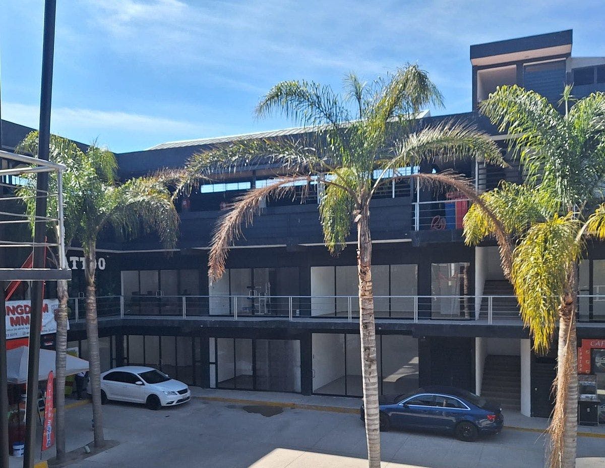 Local Comercial Spot2