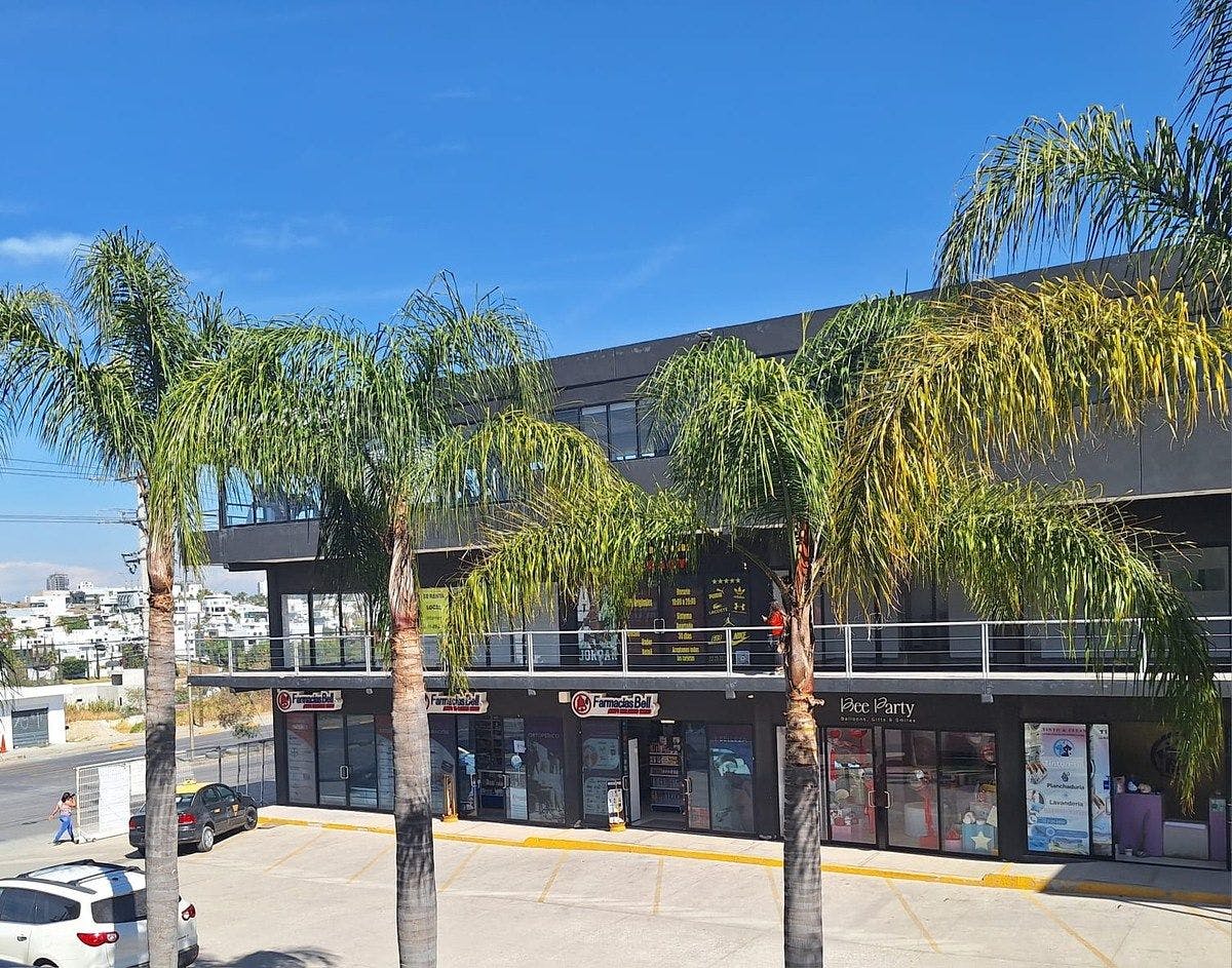 Local Comercial Spot2