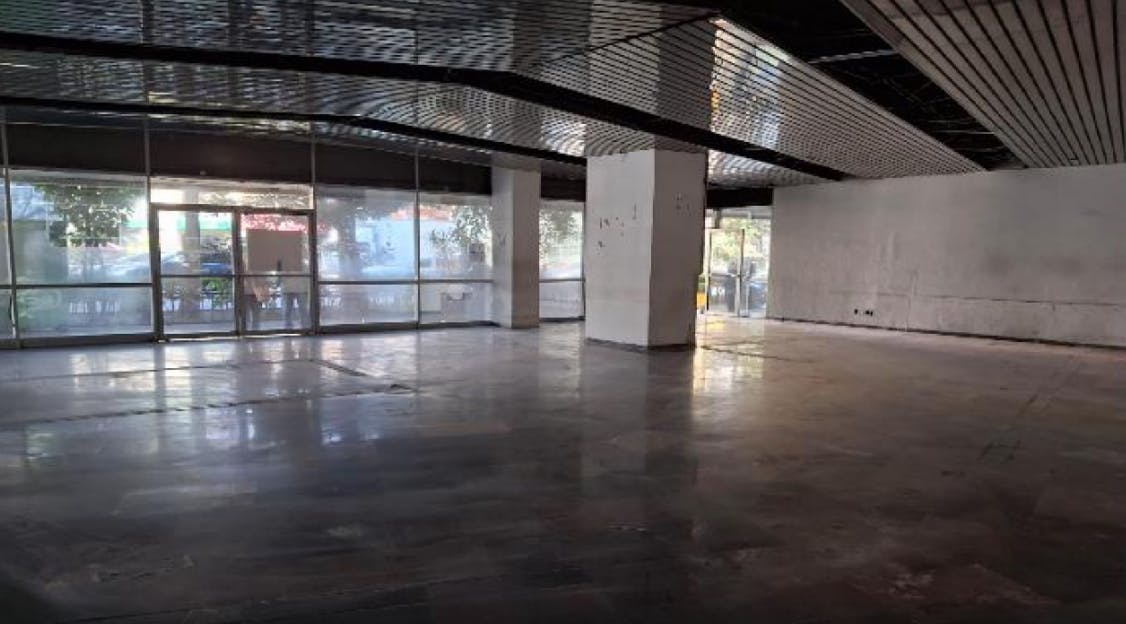 Local Comercial Spot2