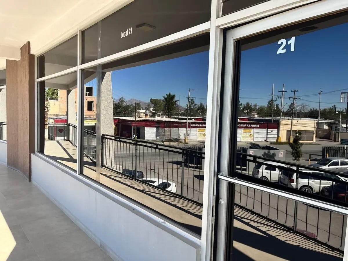 Local Comercial Spot2