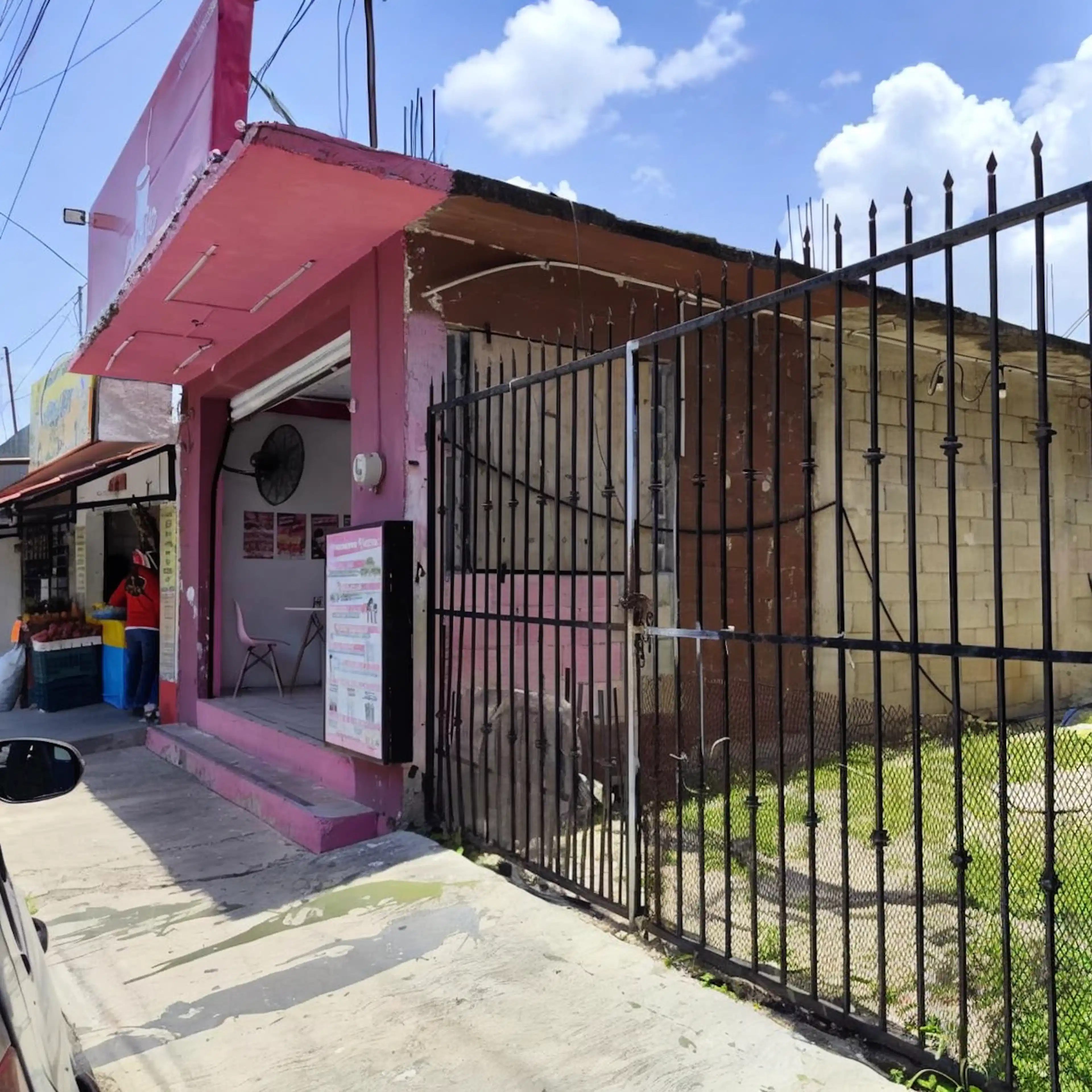 Av. Chetumal ,cd. Chetumal,q.roo S/n