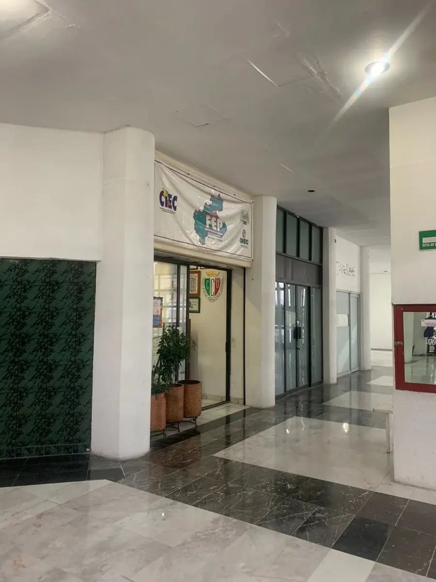 Local Comercial Spot2