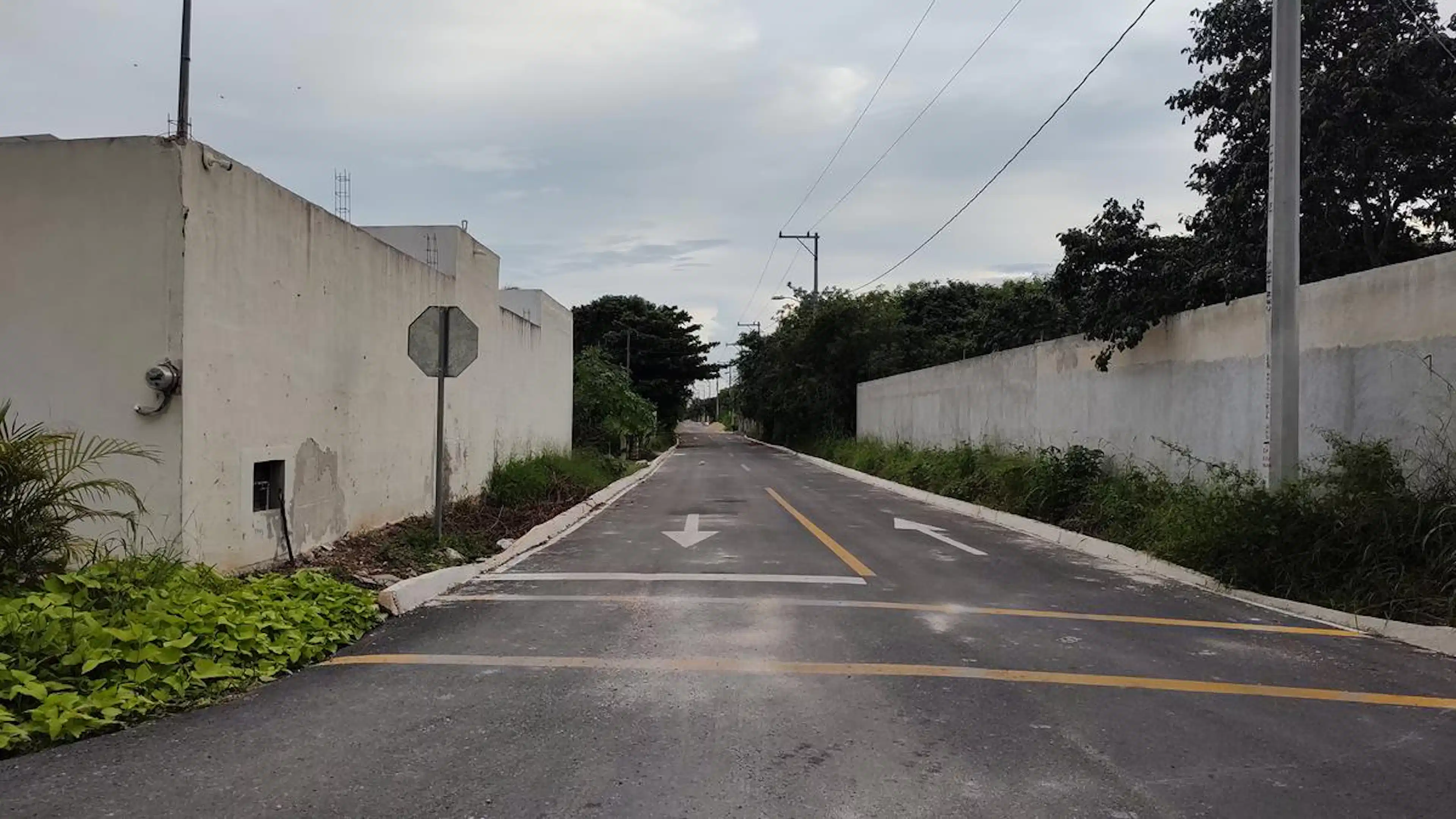 Terreno De 1660m2 En Zona De Alto Crecimiento En Chablekal