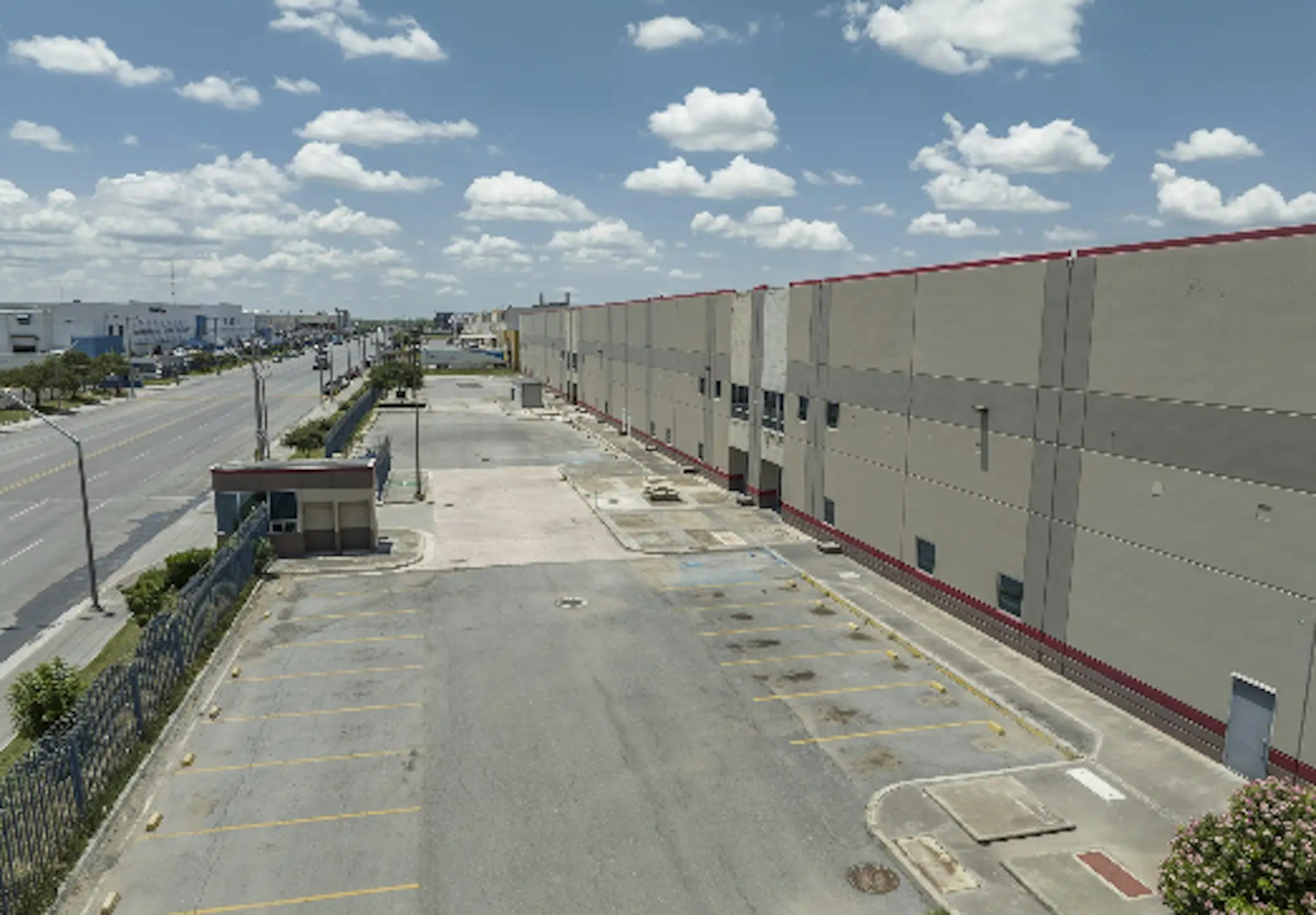 Módulo De 1/2 De Nave-photo