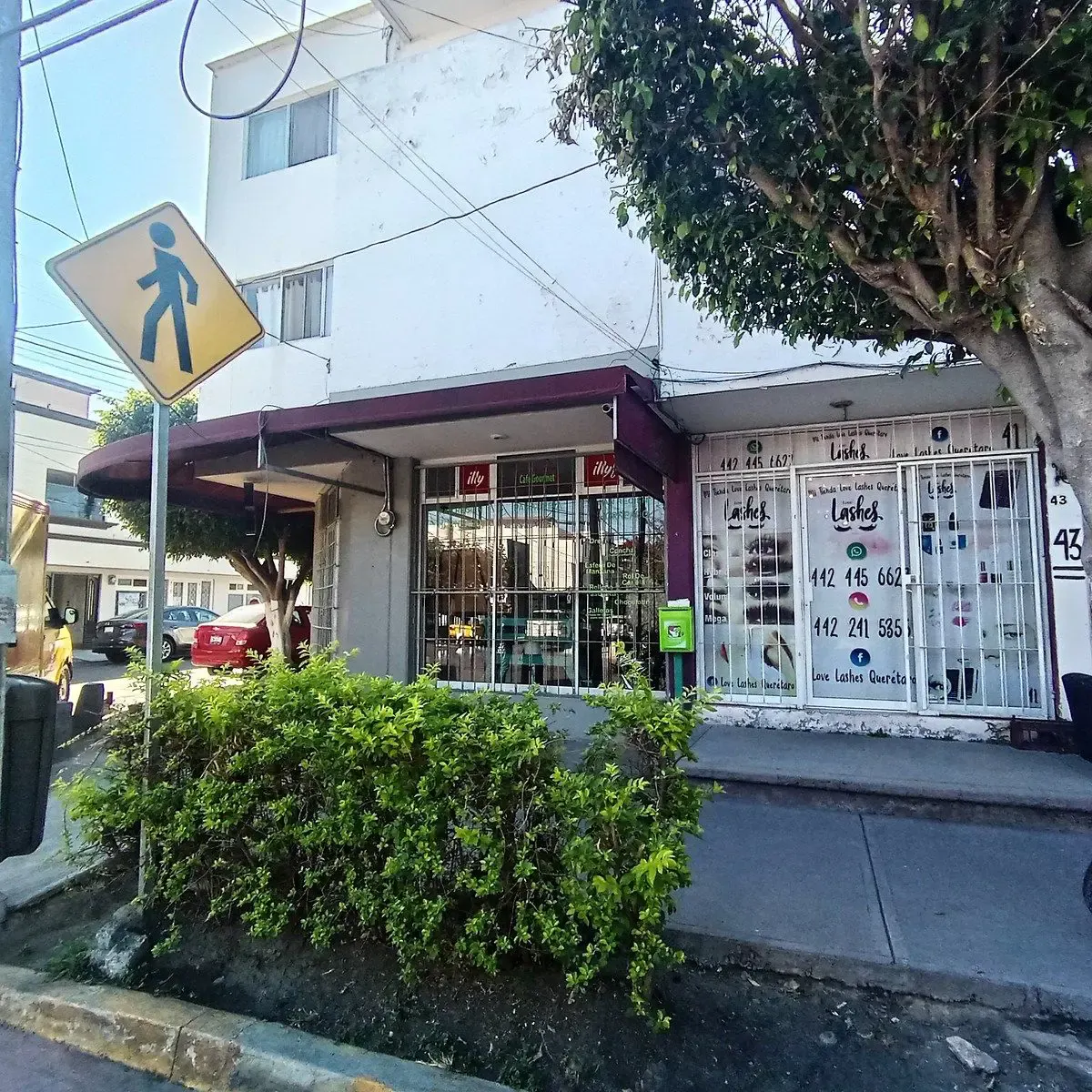 Local Comercial Spot2