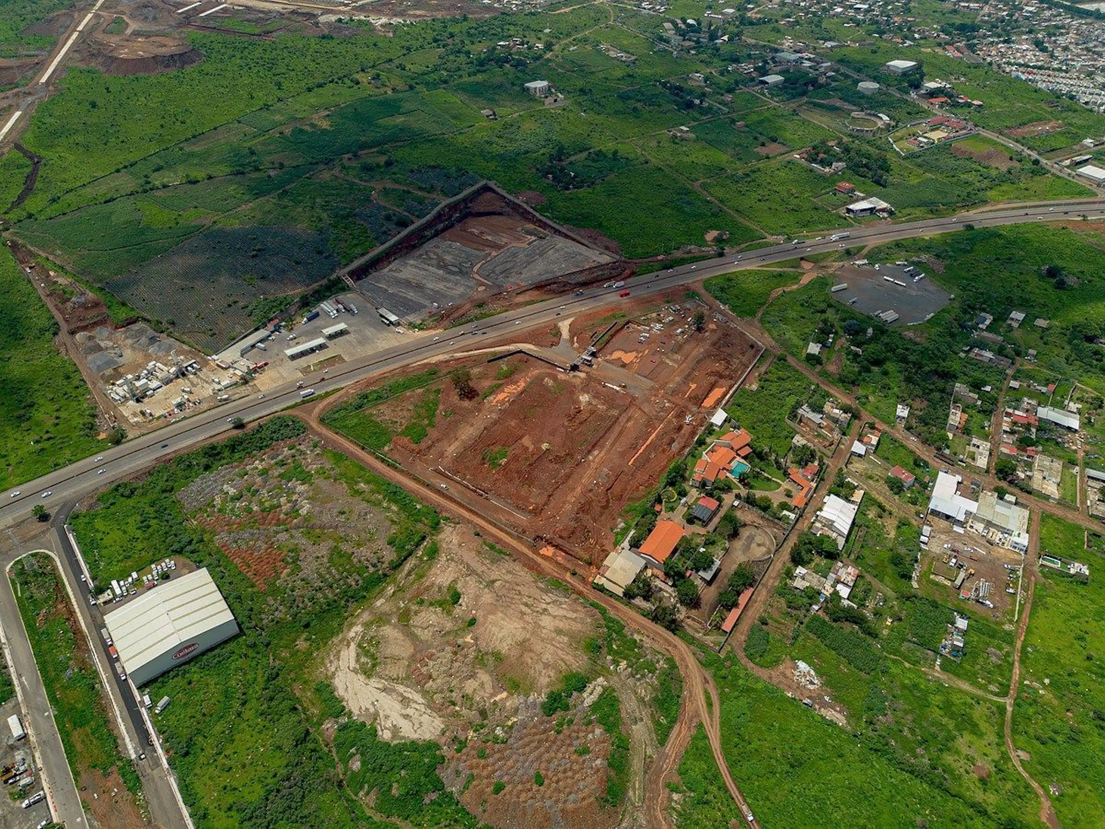 LOTES INDUSTRIALES EN VENTA EN PER. ORIENTE, EL SALTO