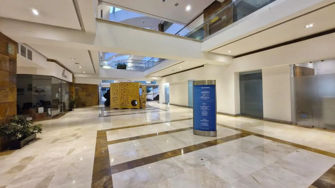 Local Comercial Spot2