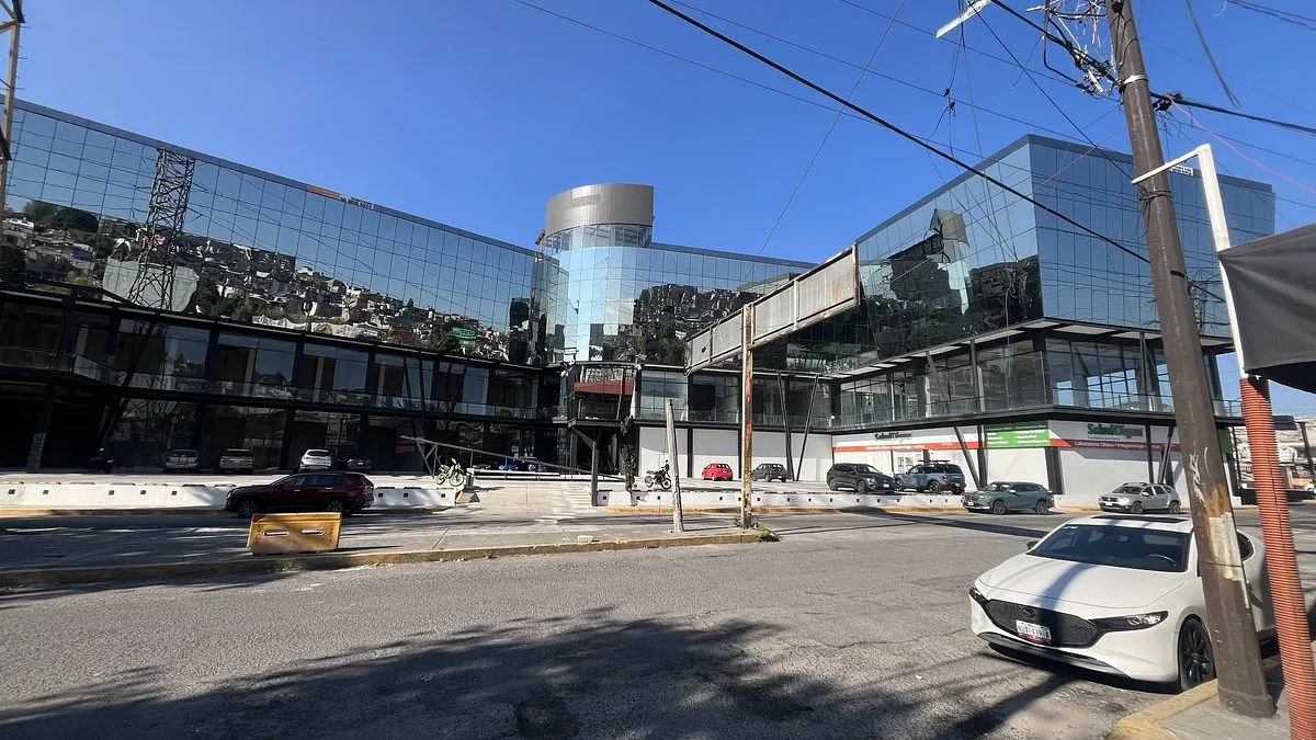 Local Comercial Spot2