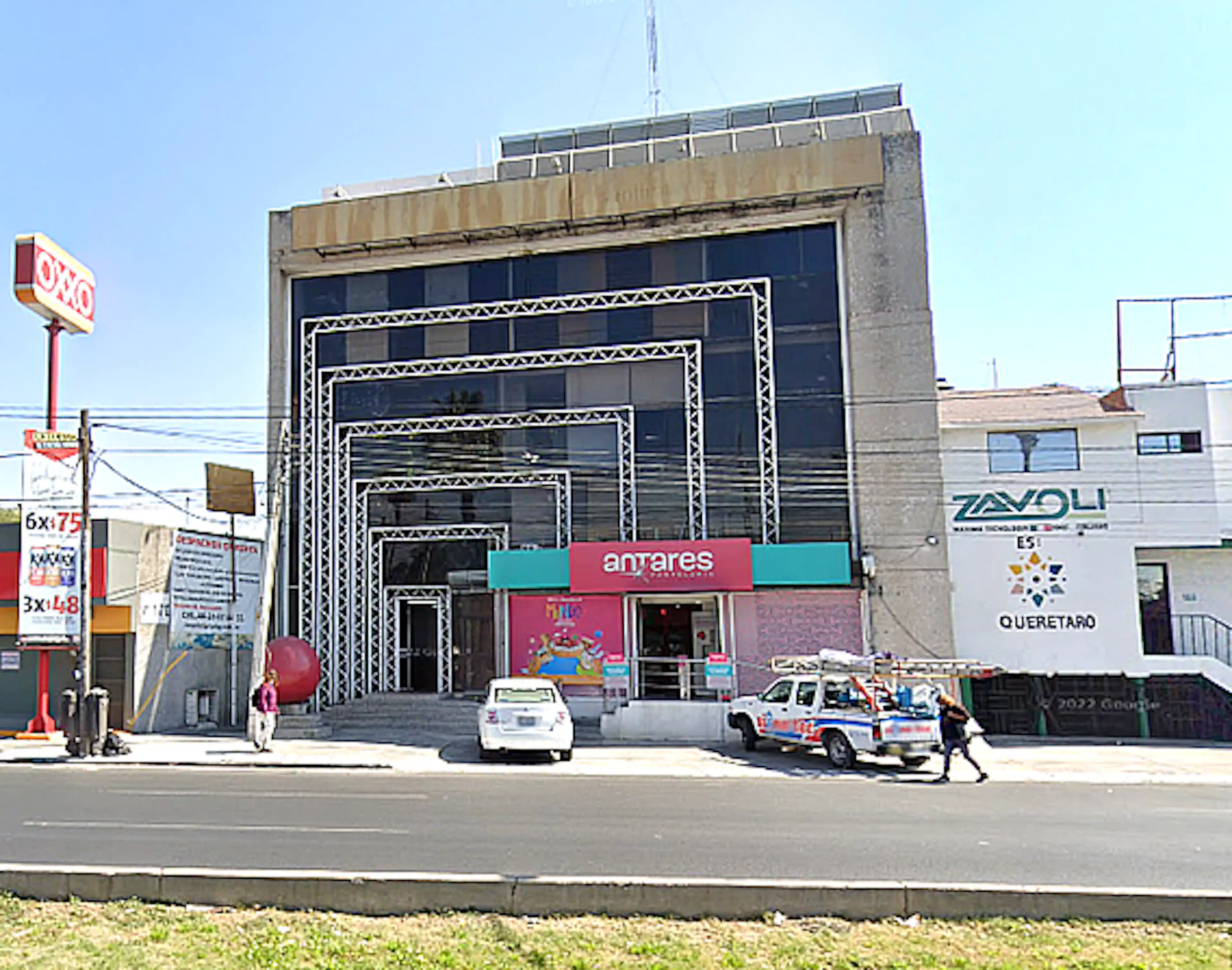 Av. 5 De Febrero 170