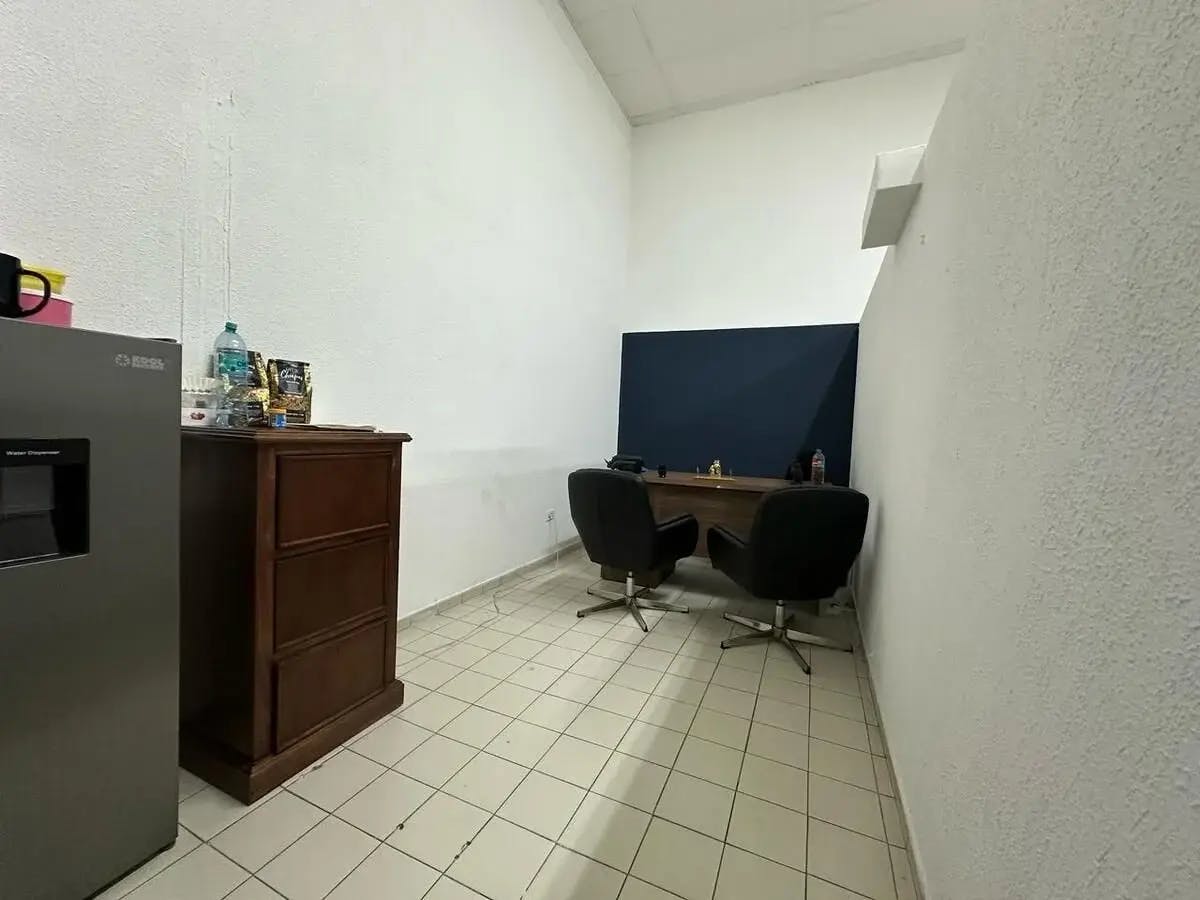 Local Comercial Spot2