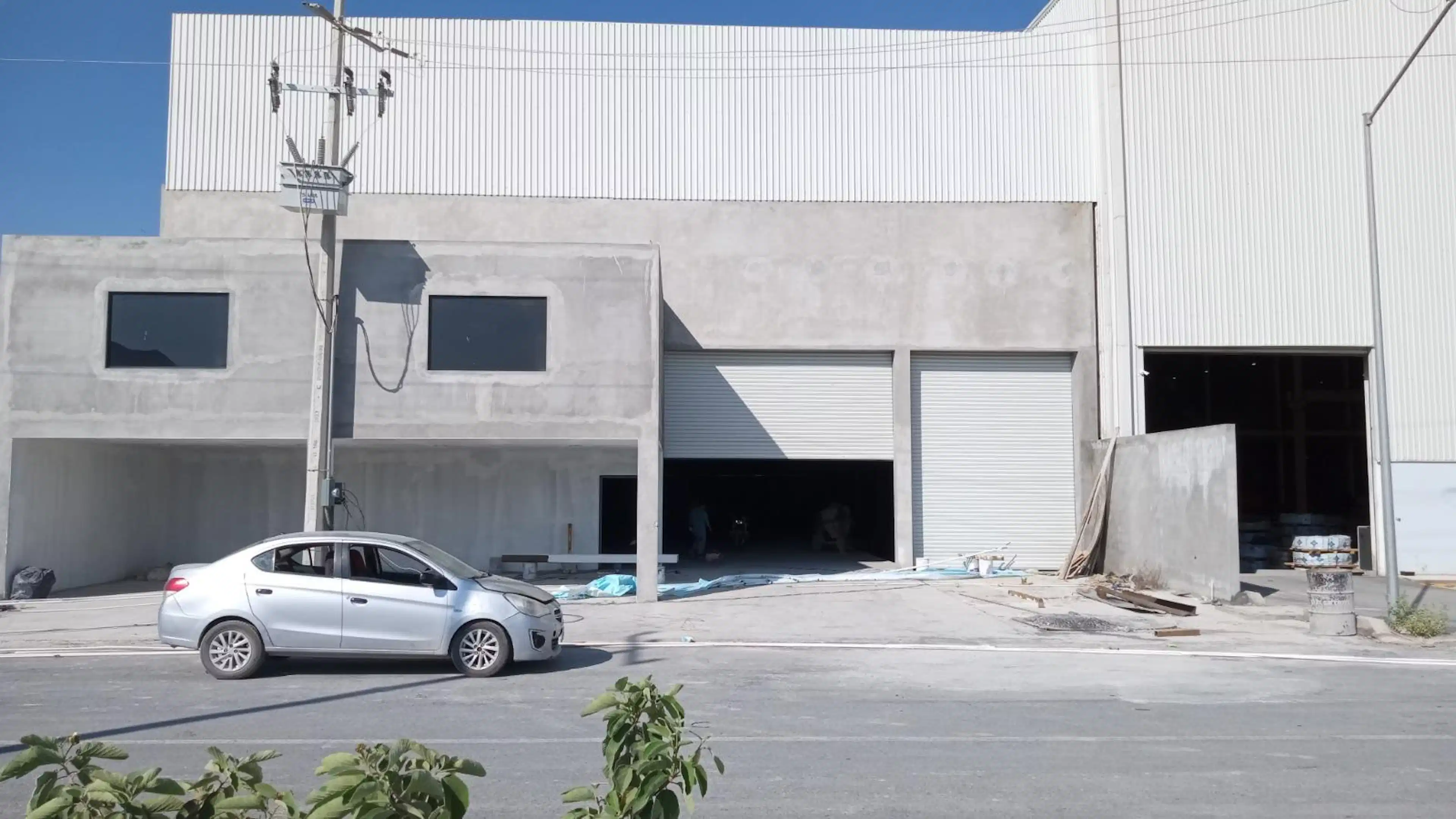 BODEGA EN RENTA EN SANTA CATARINA S/N
