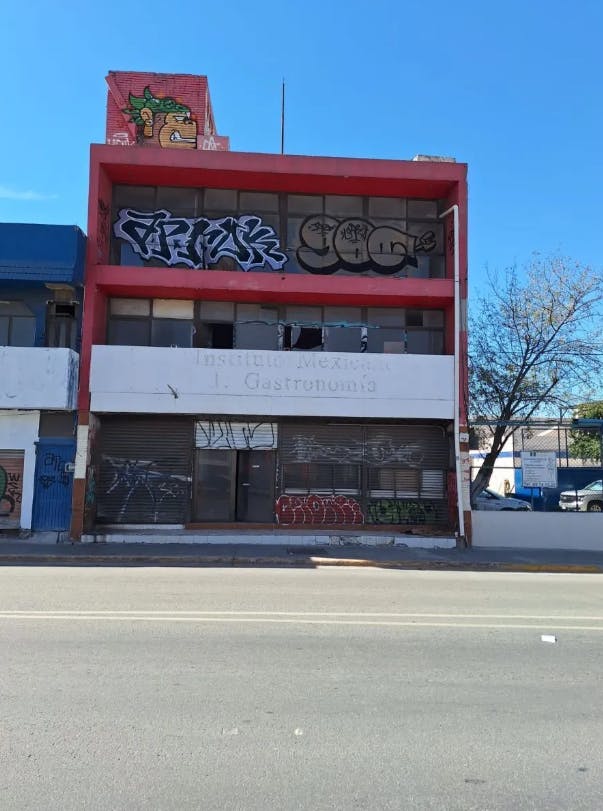 Local Comercial Spot2