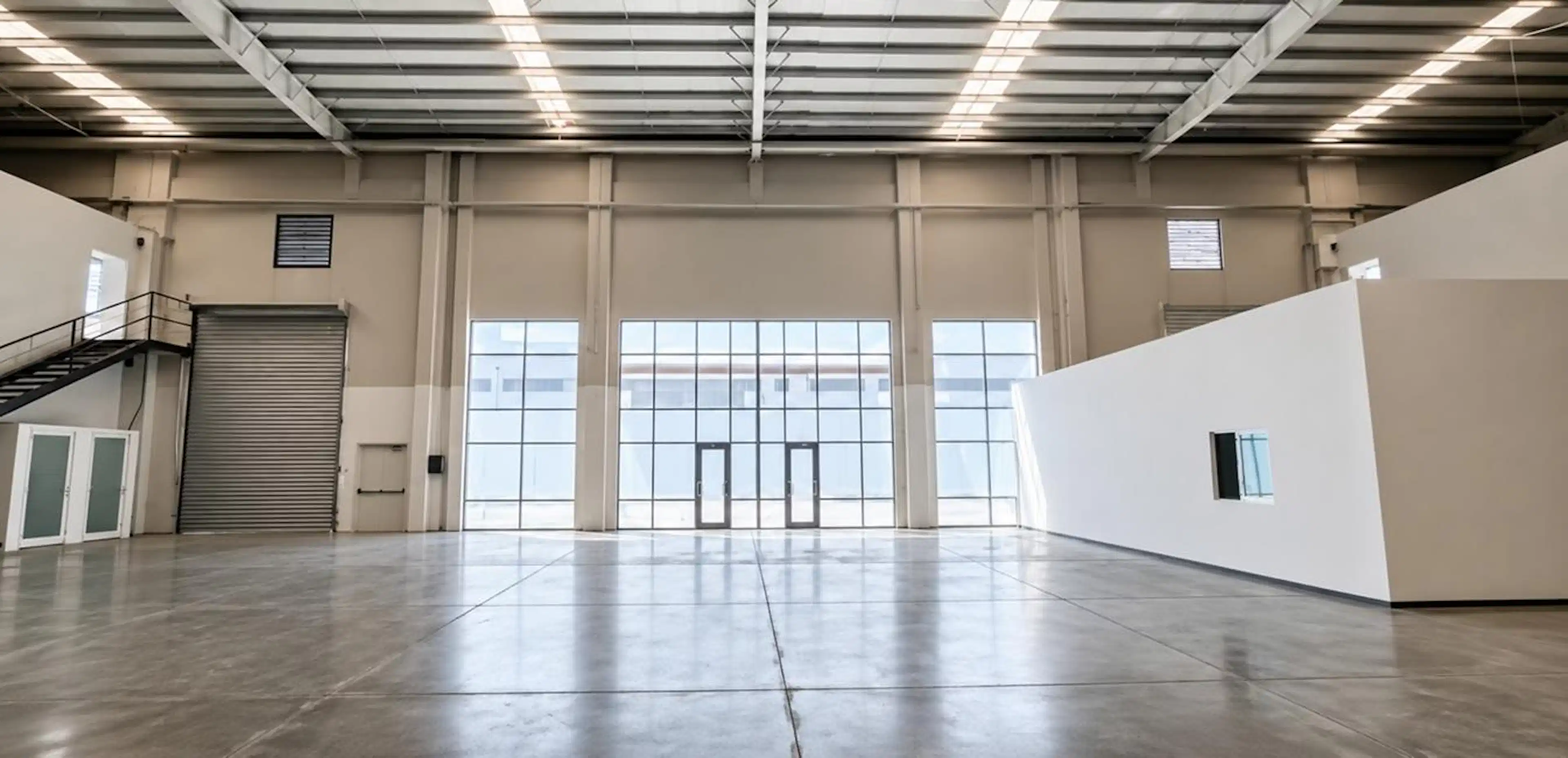 Bodega Industrial en Santiago de Querétaro, Qro.  de 1,600 m2