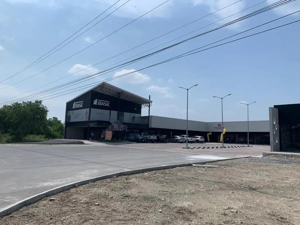 Local Comercial Spot2