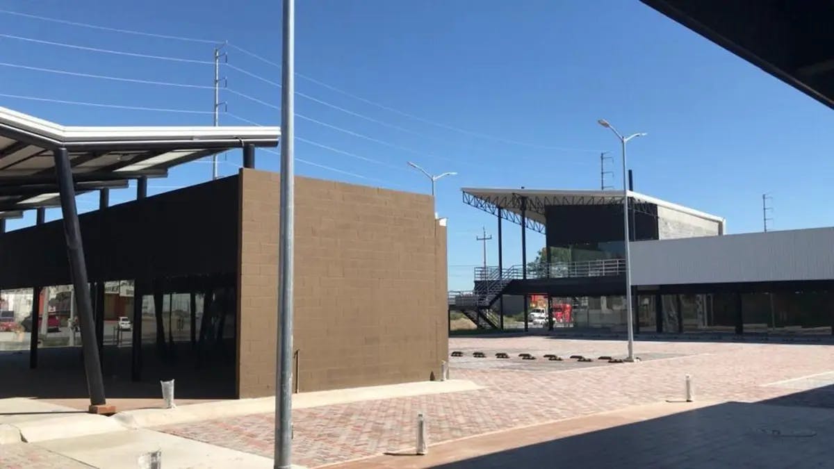 Local Comercial Spot2