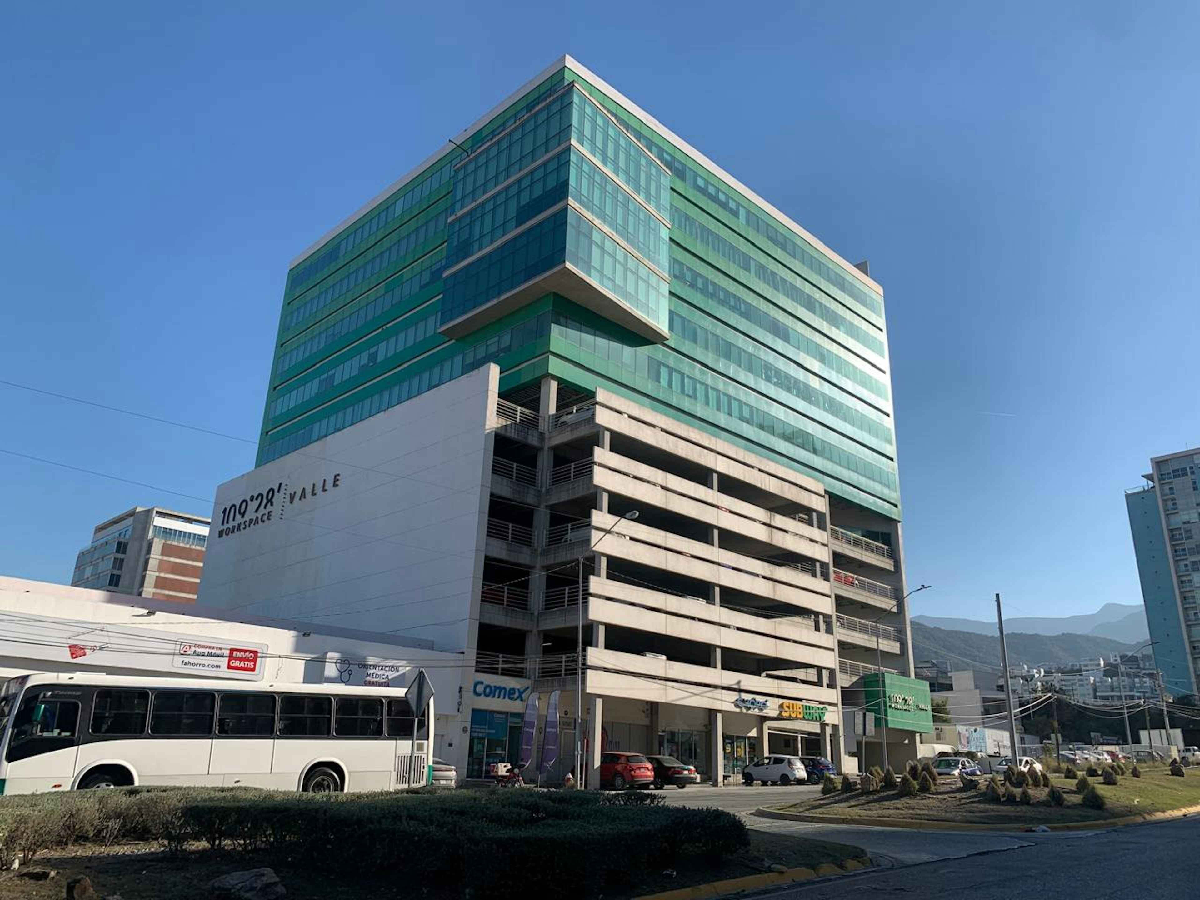 Avenida Alfonso Reyes 2615