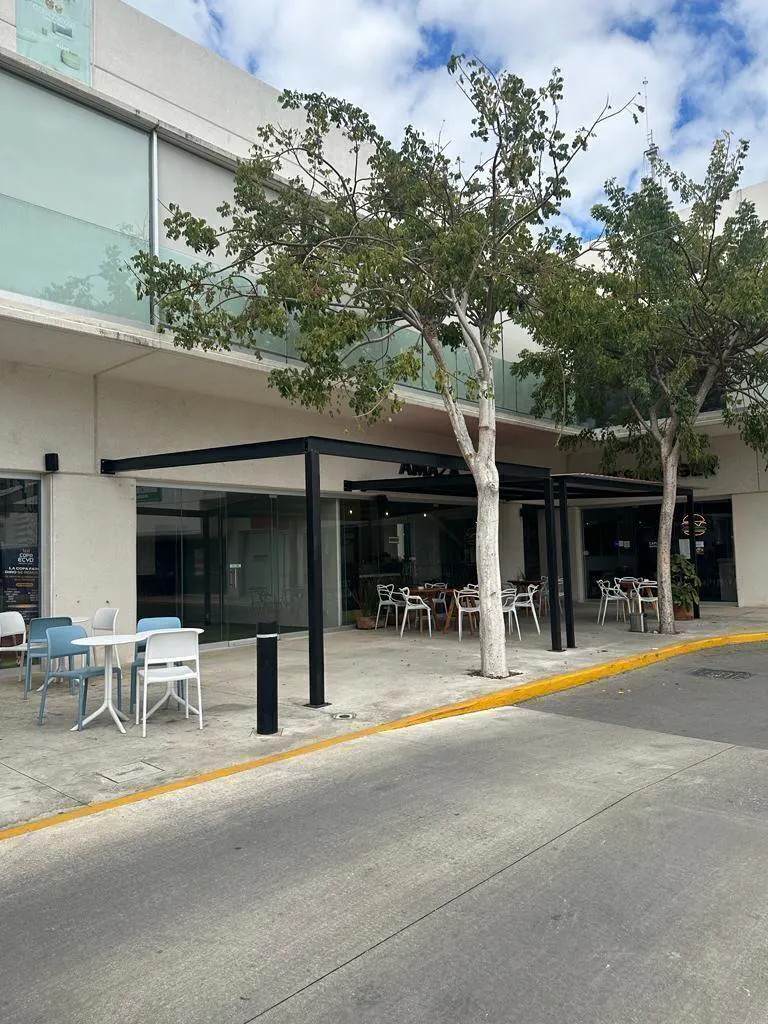 Local Comercial Spot2