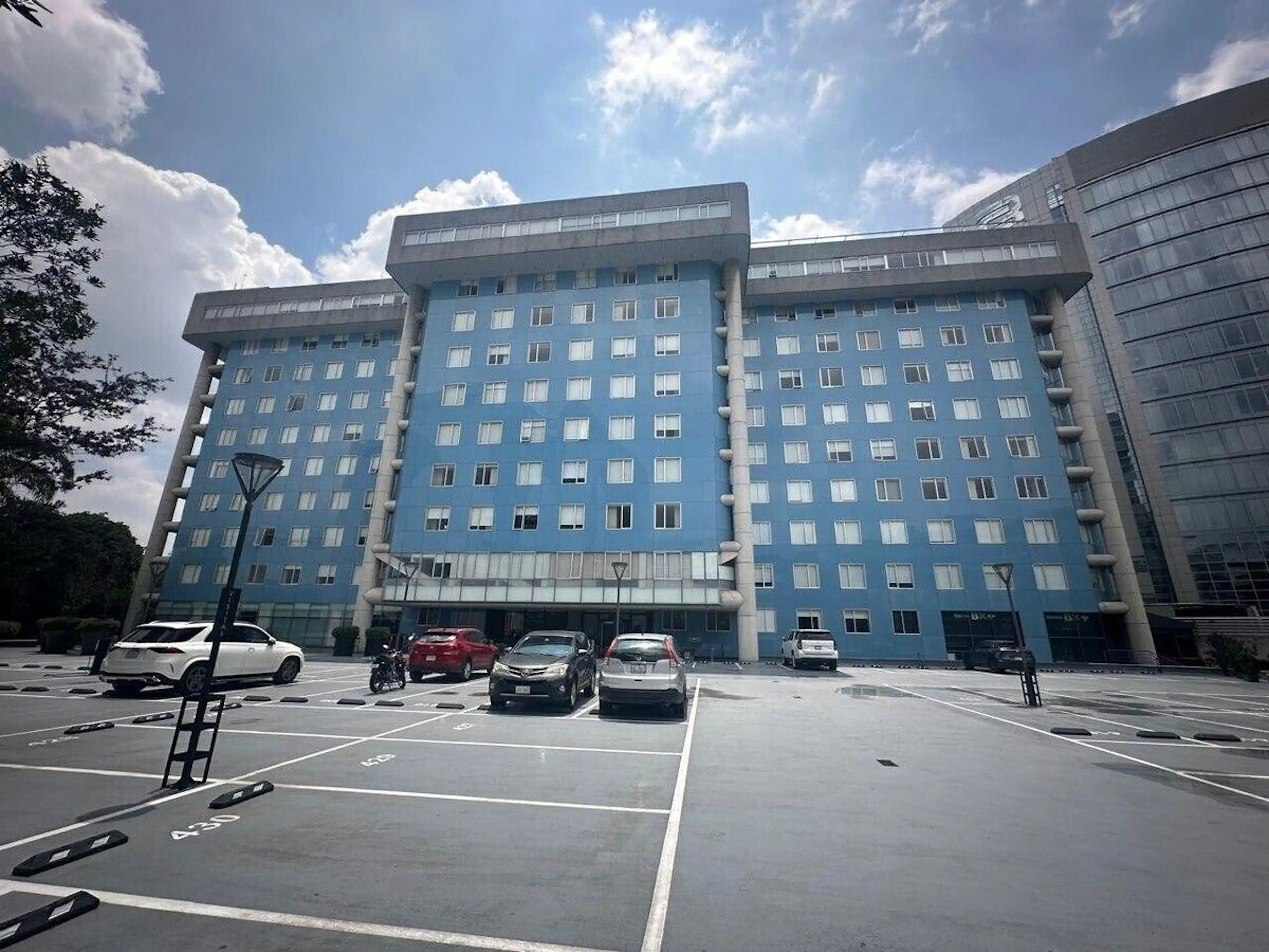 Calle Guillermo Gonzalez Camarena 200