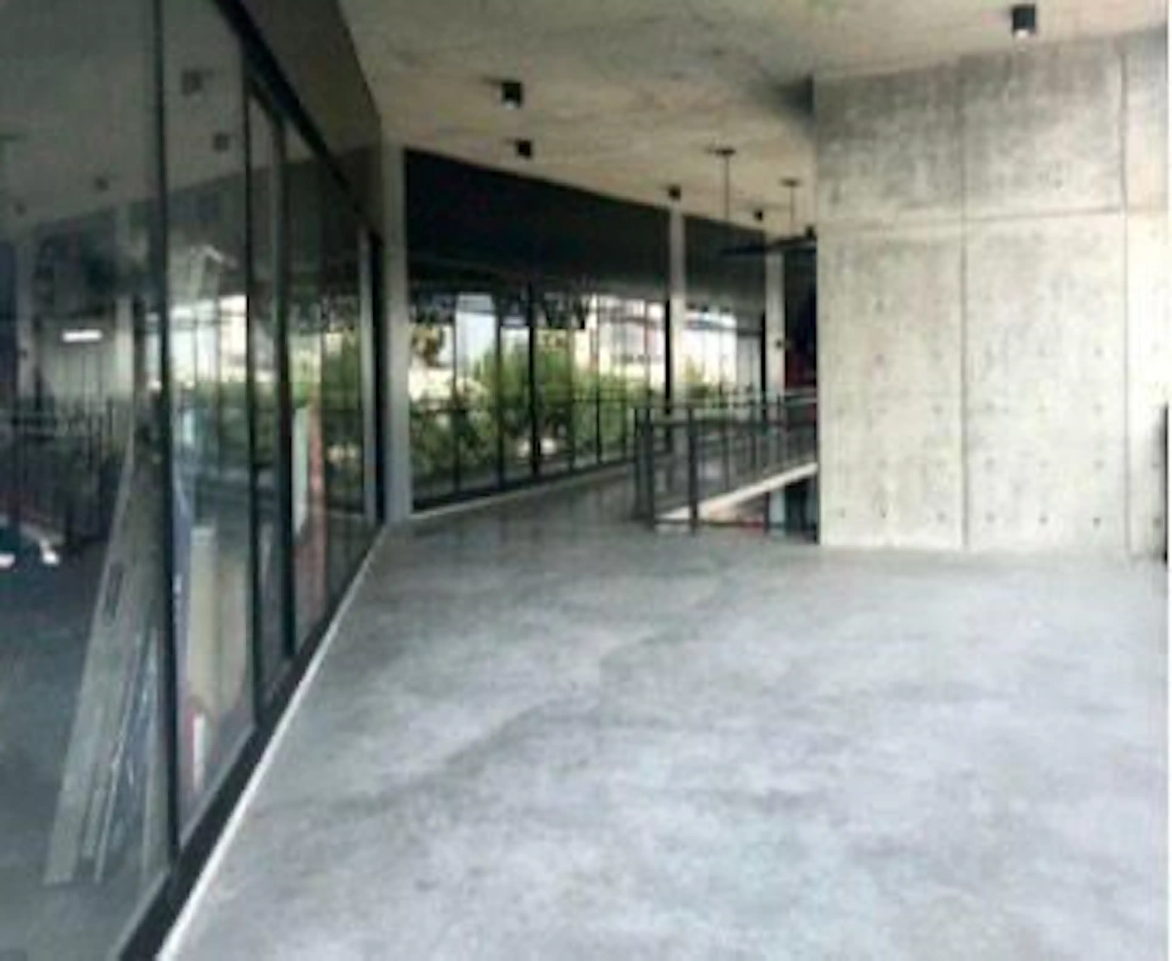 LOCAL EN VENTA EN EDIFICIO DEPARTAMENTOS CENTRO MONTERREY