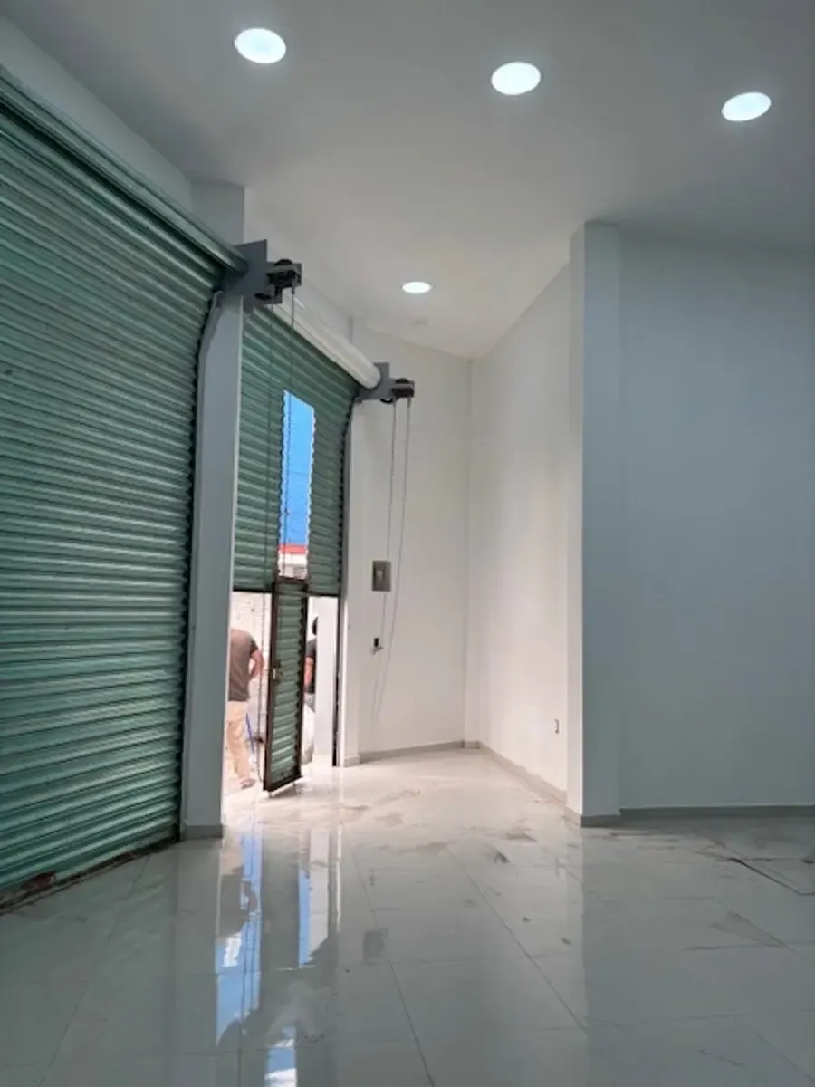 Local Comercial Spot2