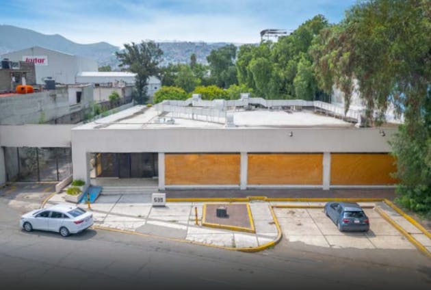 Local Comercial Spot2