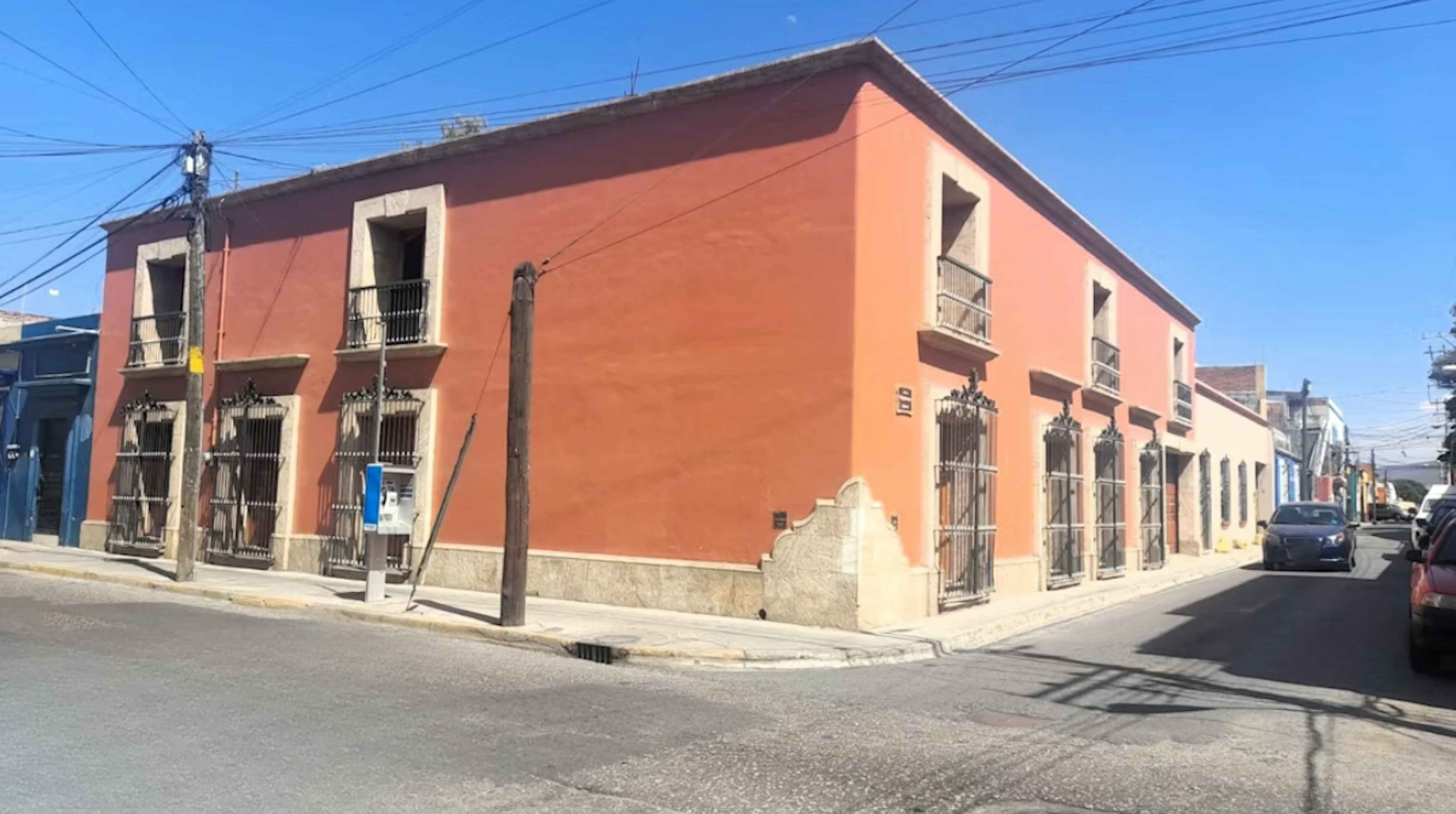 Calle De 20 De Noviembre 5