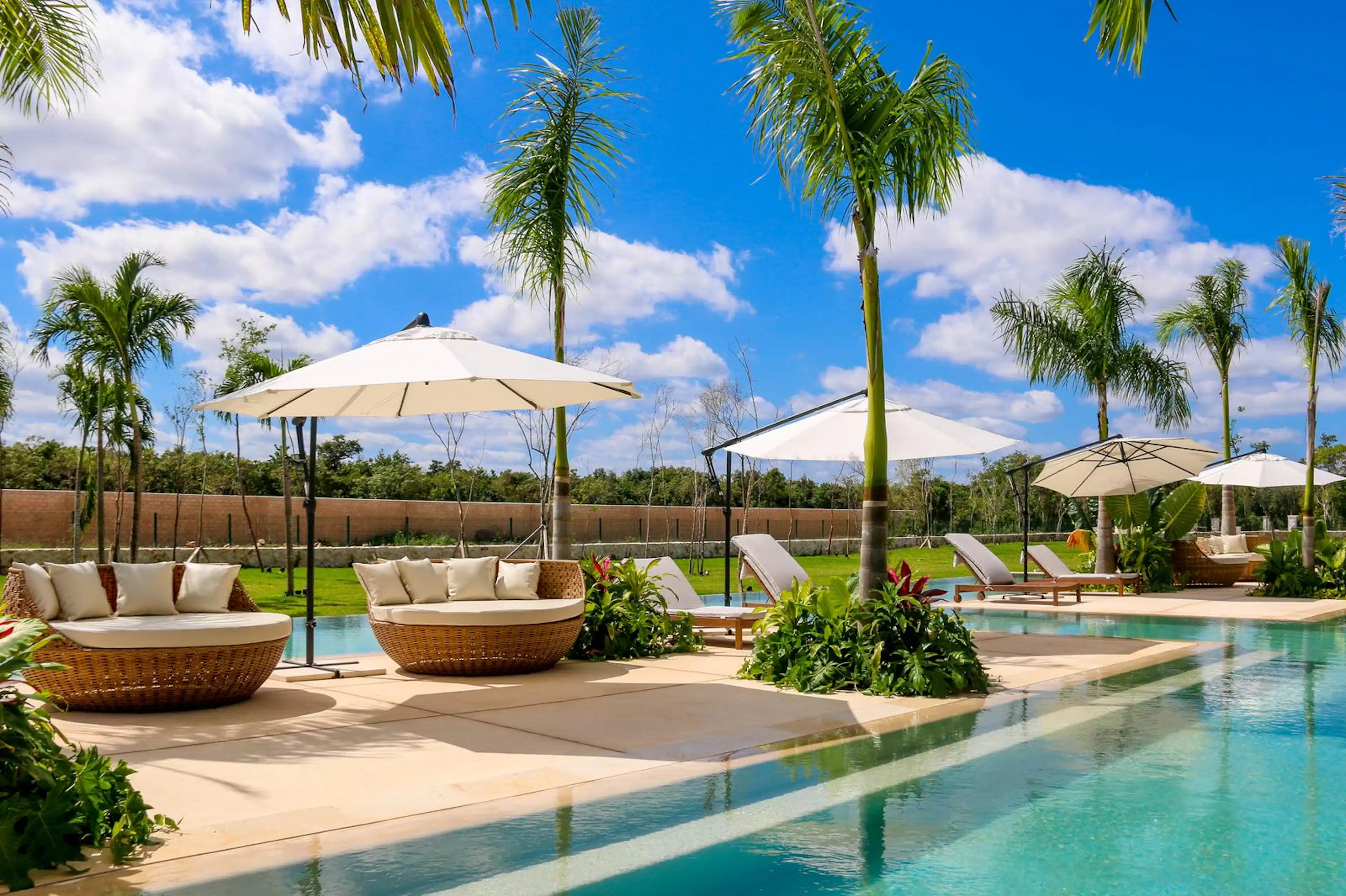 Lote Residencial En Venta En Cancún Dentro De Fraccionamiento