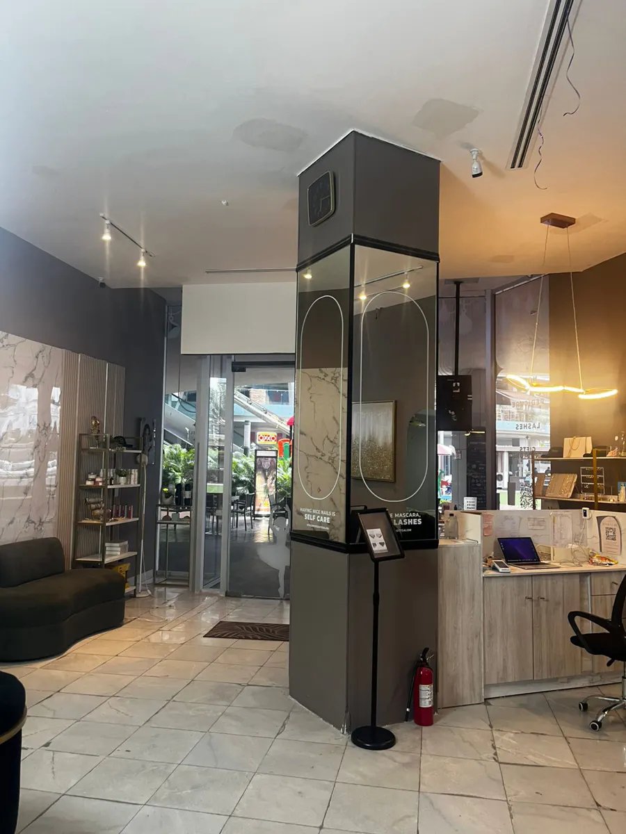 Local Comercial Spot2