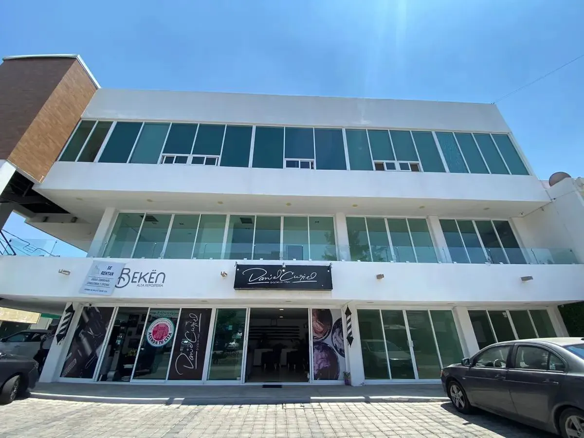 Local Comercial Spot2