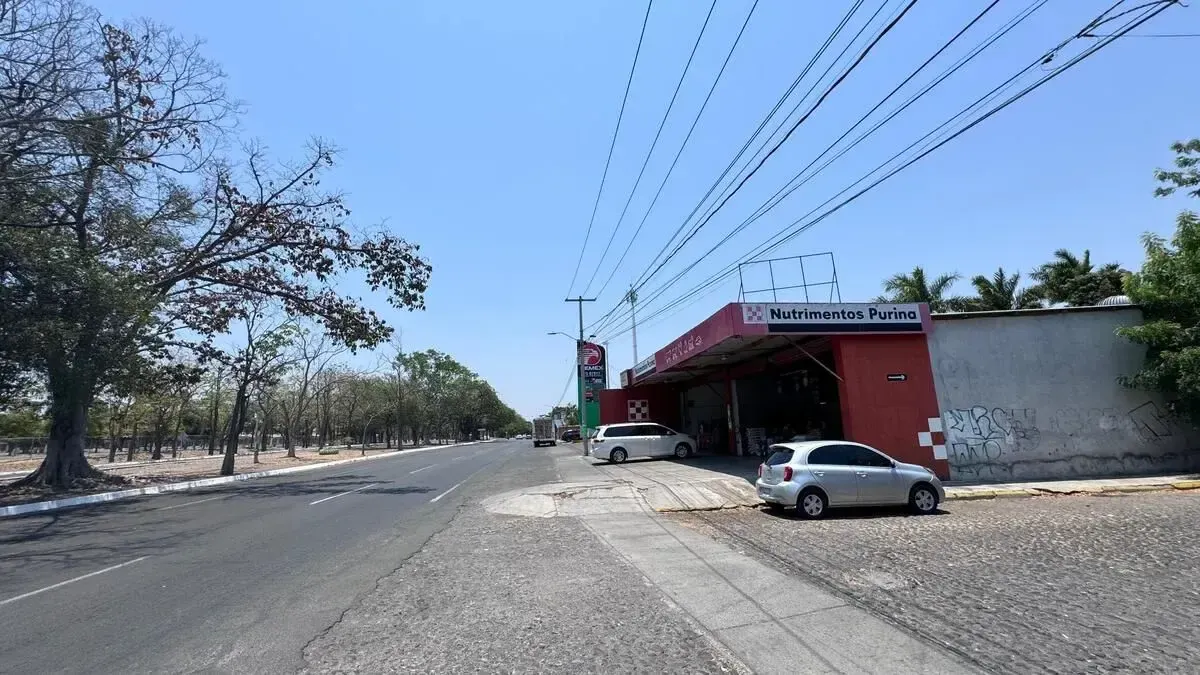 Local Comercial Spot2