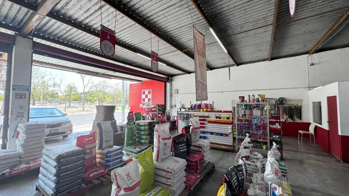 Local Comercial Spot2