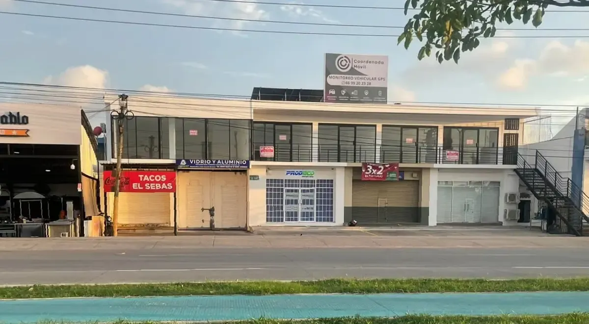 Local Comercial Spot2